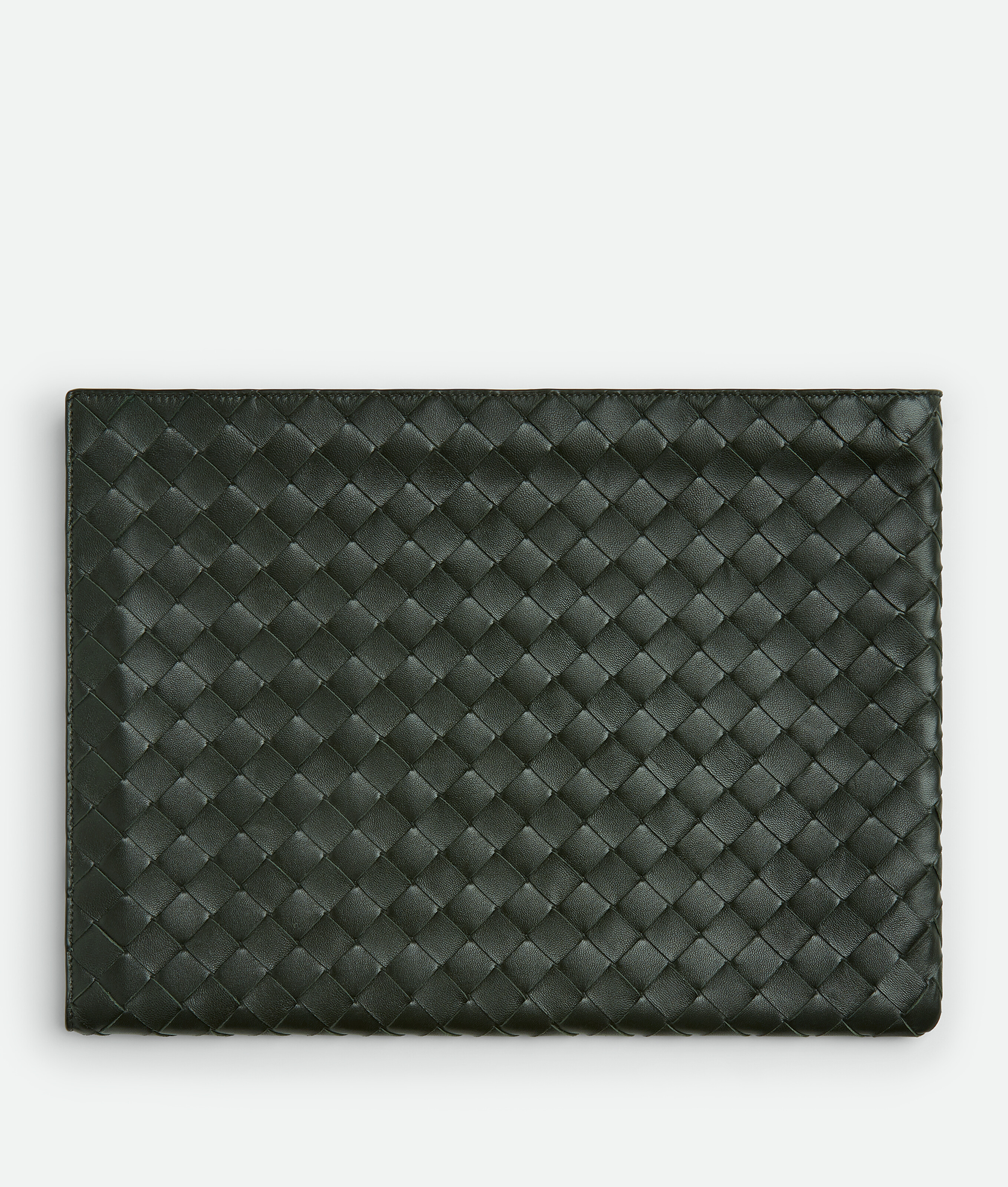 Shop Bottega Veneta Intrecciato Pouch Mit Halbem Zip In Green