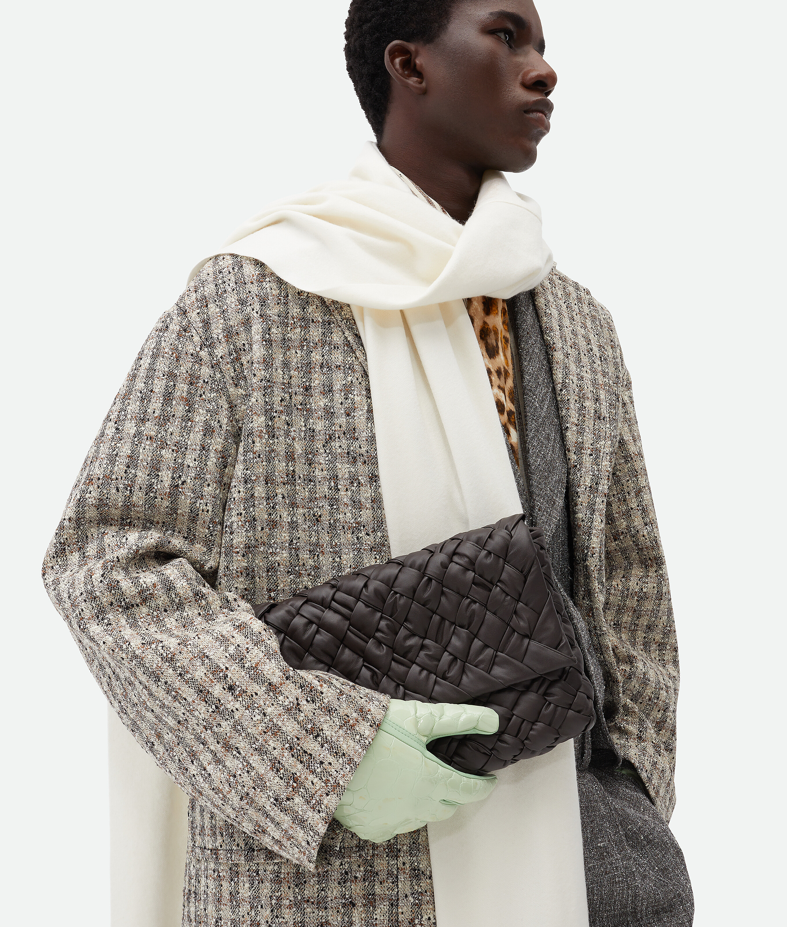 Bottega Veneta Rumple Messenger In Fondant