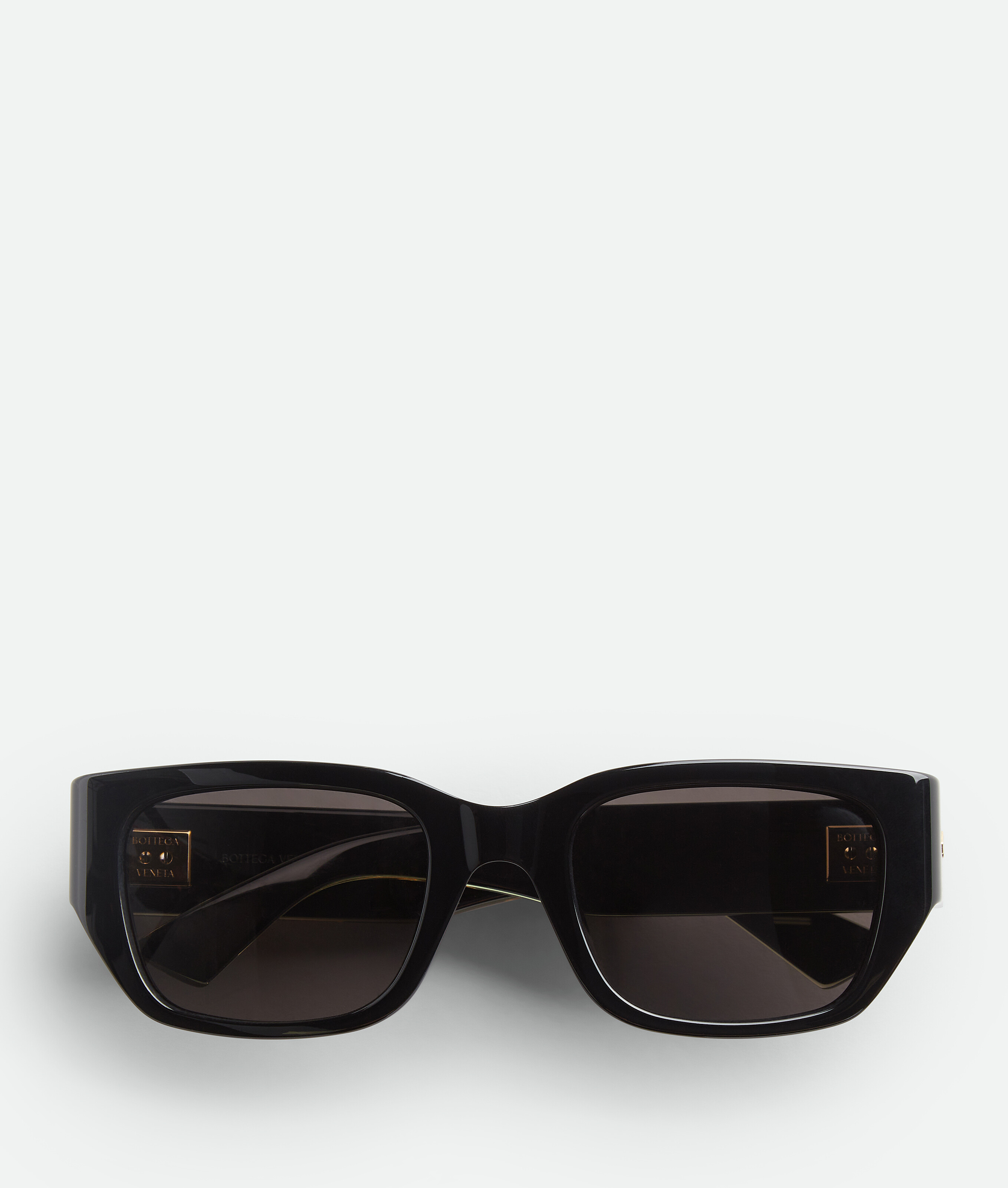【関税＆送料込み】Bottega Veneta Intrecciato Sunglasses Bottega Veneta® Intrecciato Rectangular Sunglasses in Black