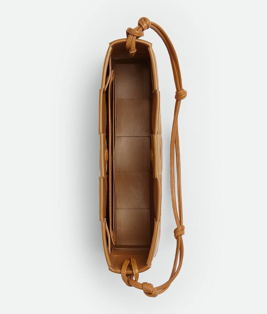 BOTTEGA VENETA: Chain Pouch bag in nappa leather - Camel
