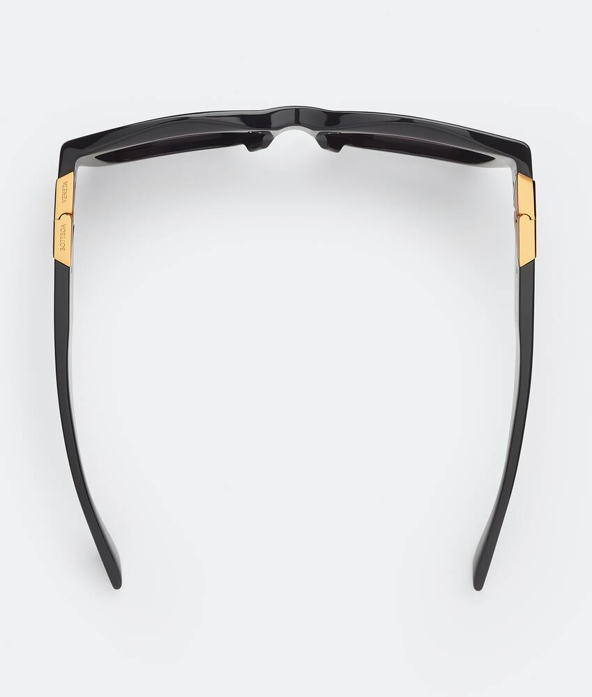 Display a large version of the product image 4 - Angle Acetate Square Sunglasses