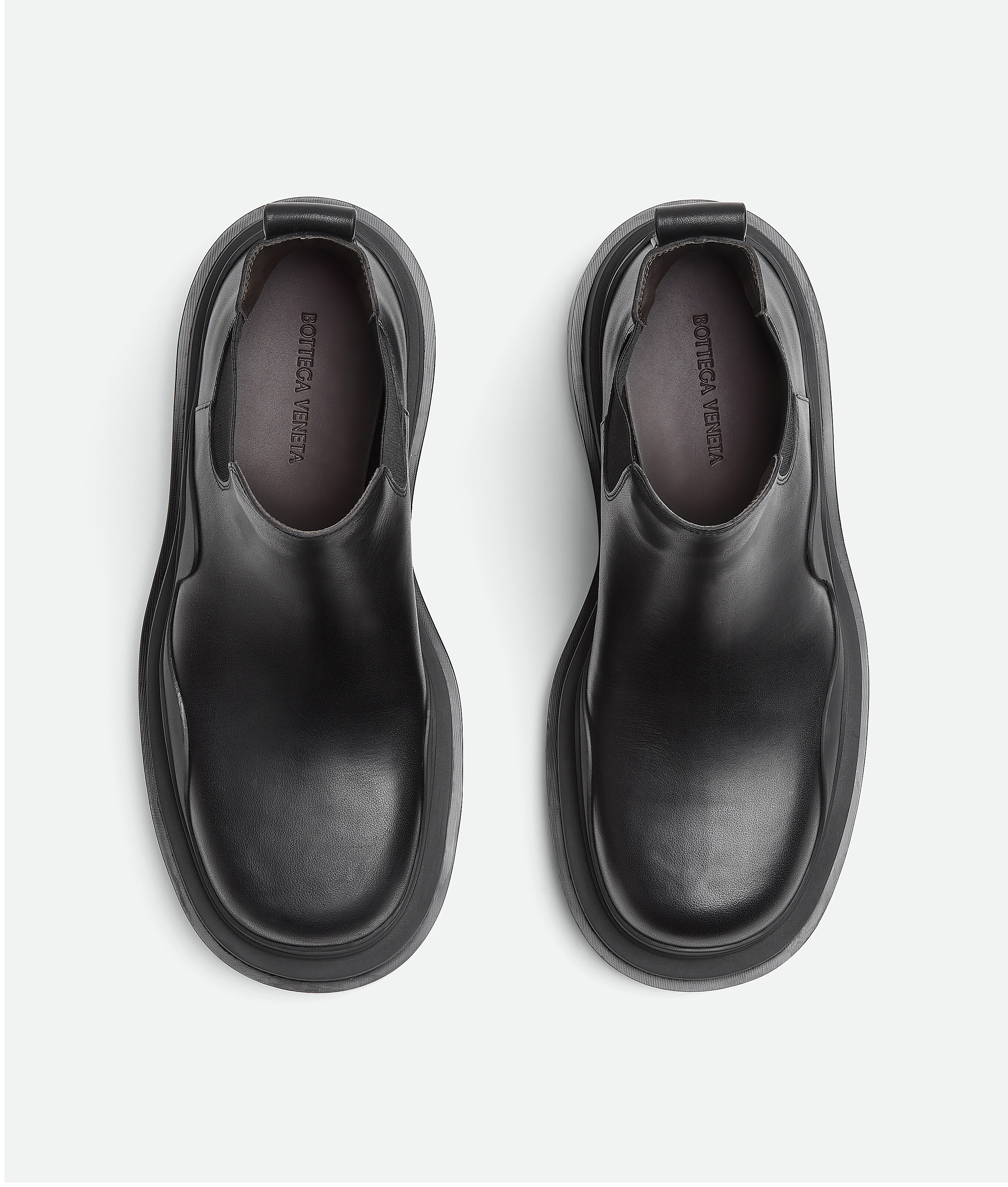Bottega Veneta The Tire Ankle Boots In Noir