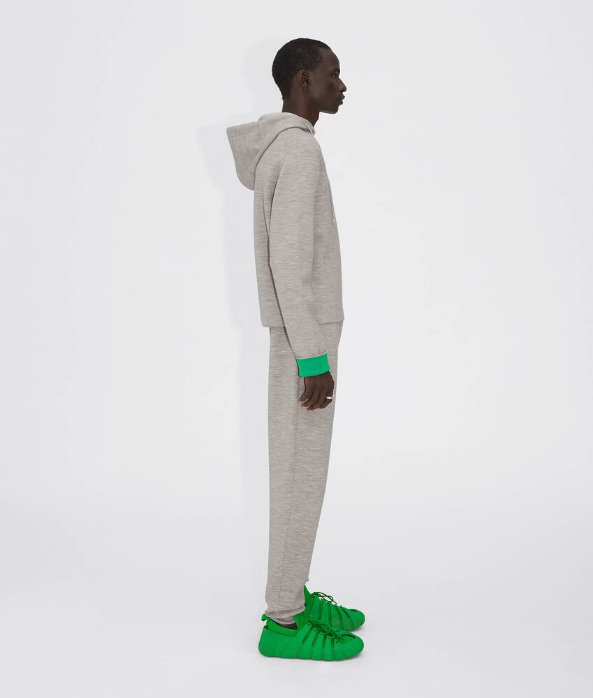 Display a large version of the product image 2 - JUMPER