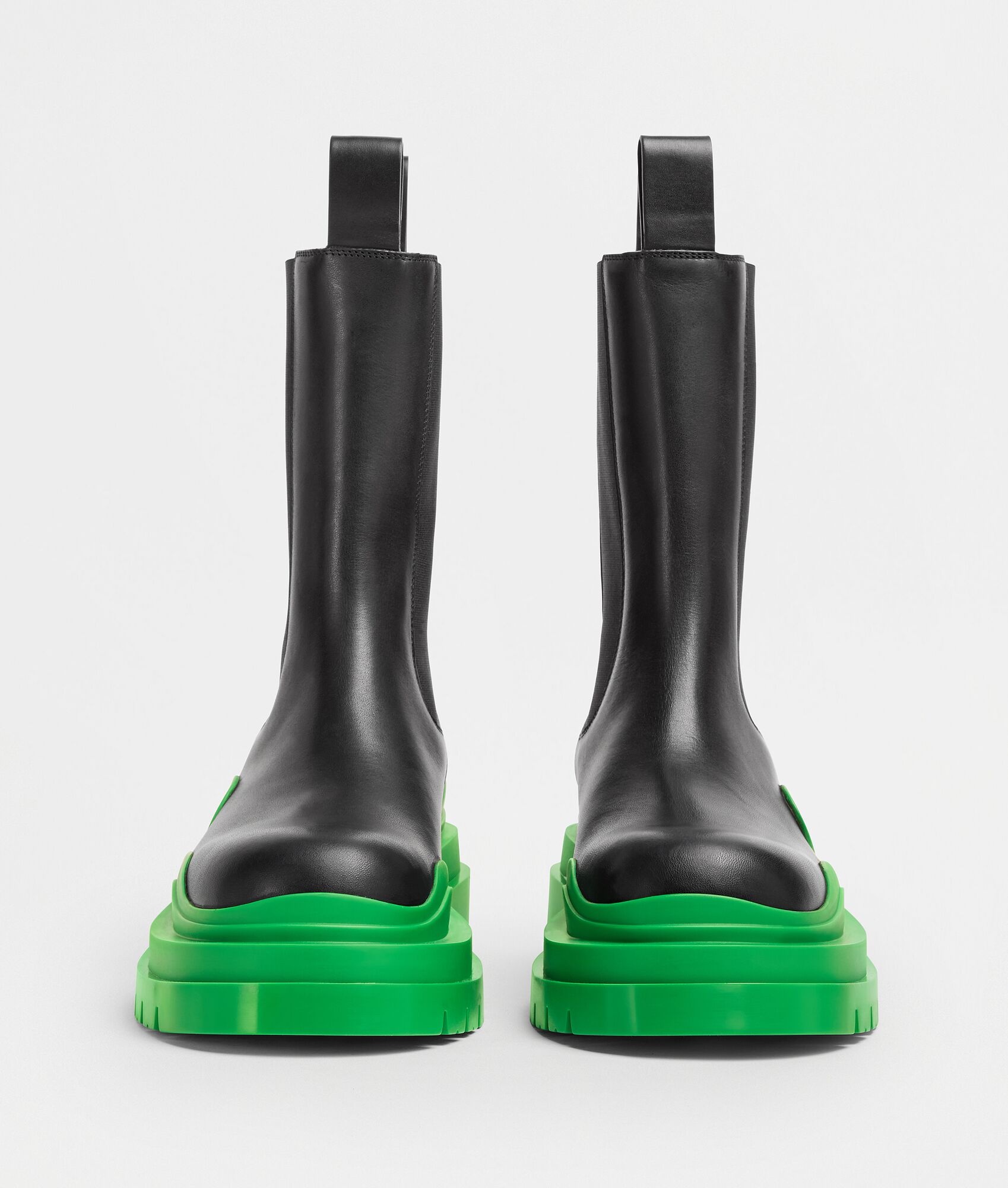 Bottega Men's Tire Chelsea Boot in Black / Grass. Shop online now.