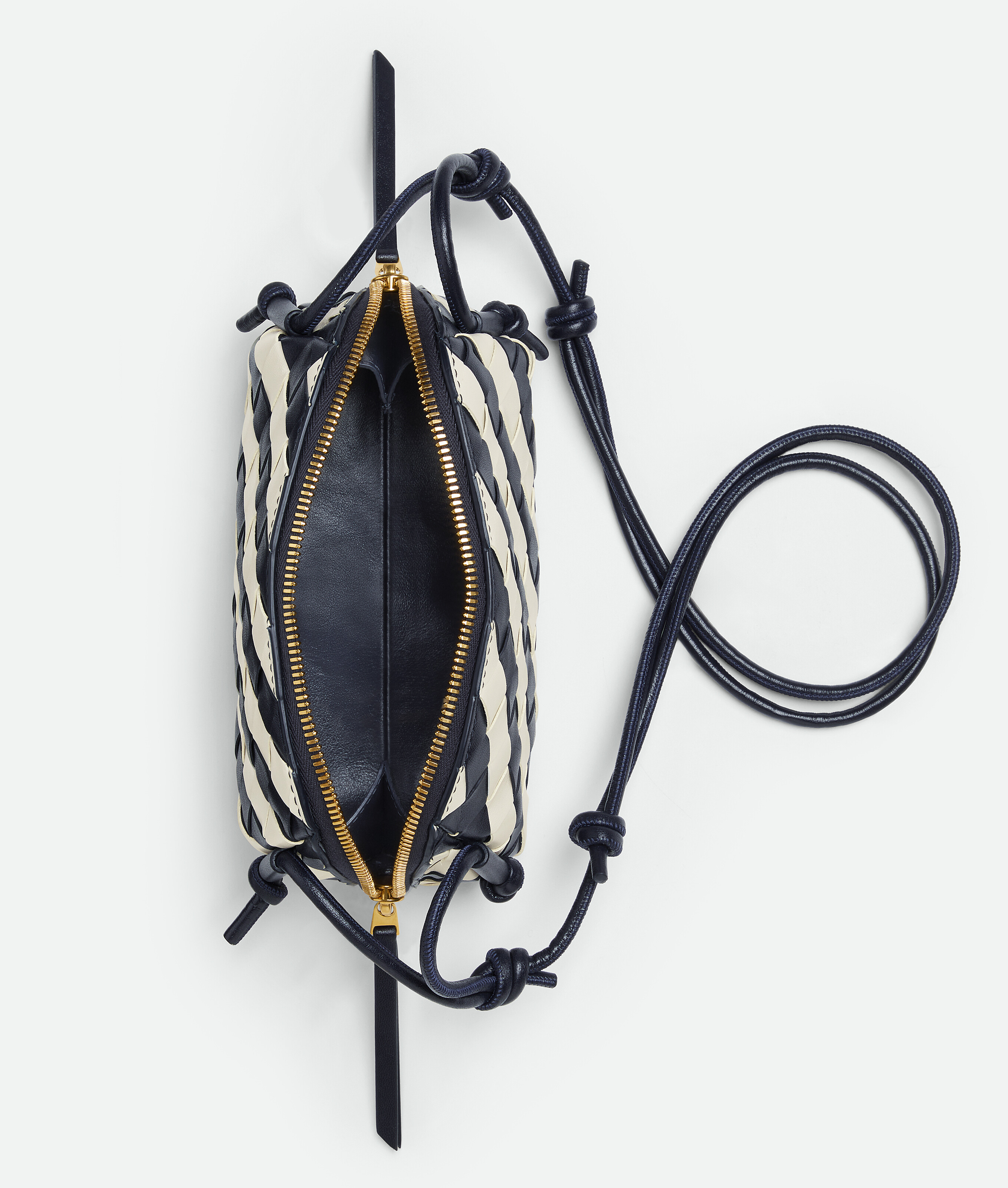 Bottega Veneta Pochette Concert In Space/chalk