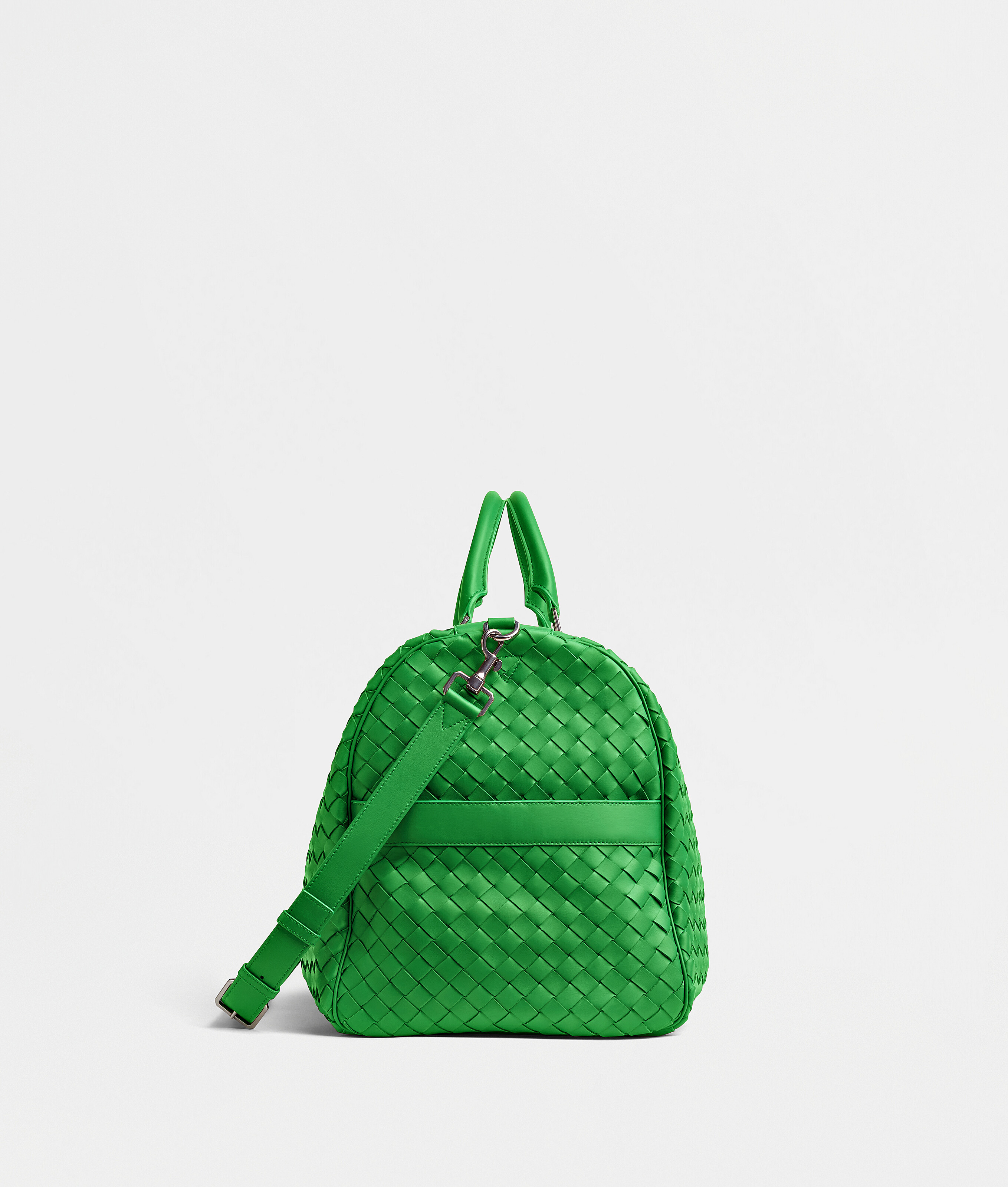 Shop Bottega Veneta Large Intrecciato Duffle In Green