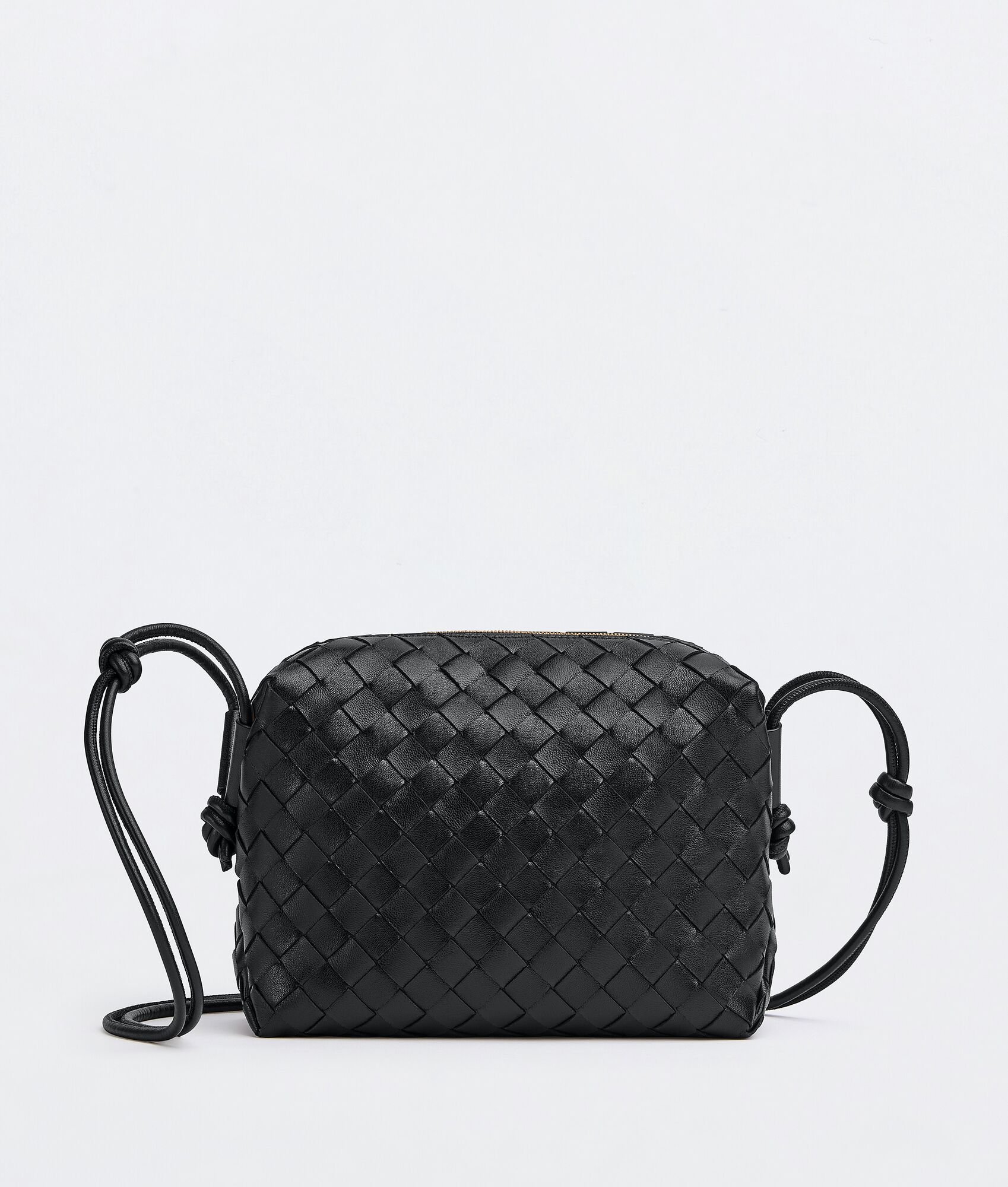 Loop Camera Bag in Black — 810150608