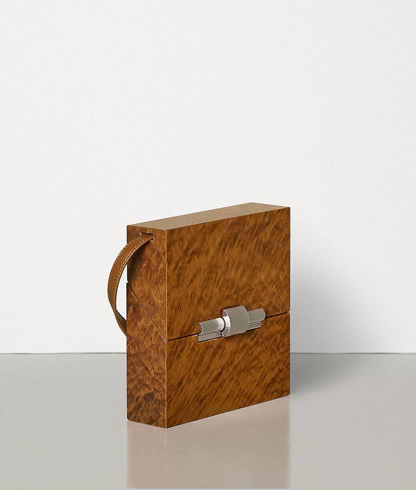 Display a large version of the product image 2 - Daisey Bag