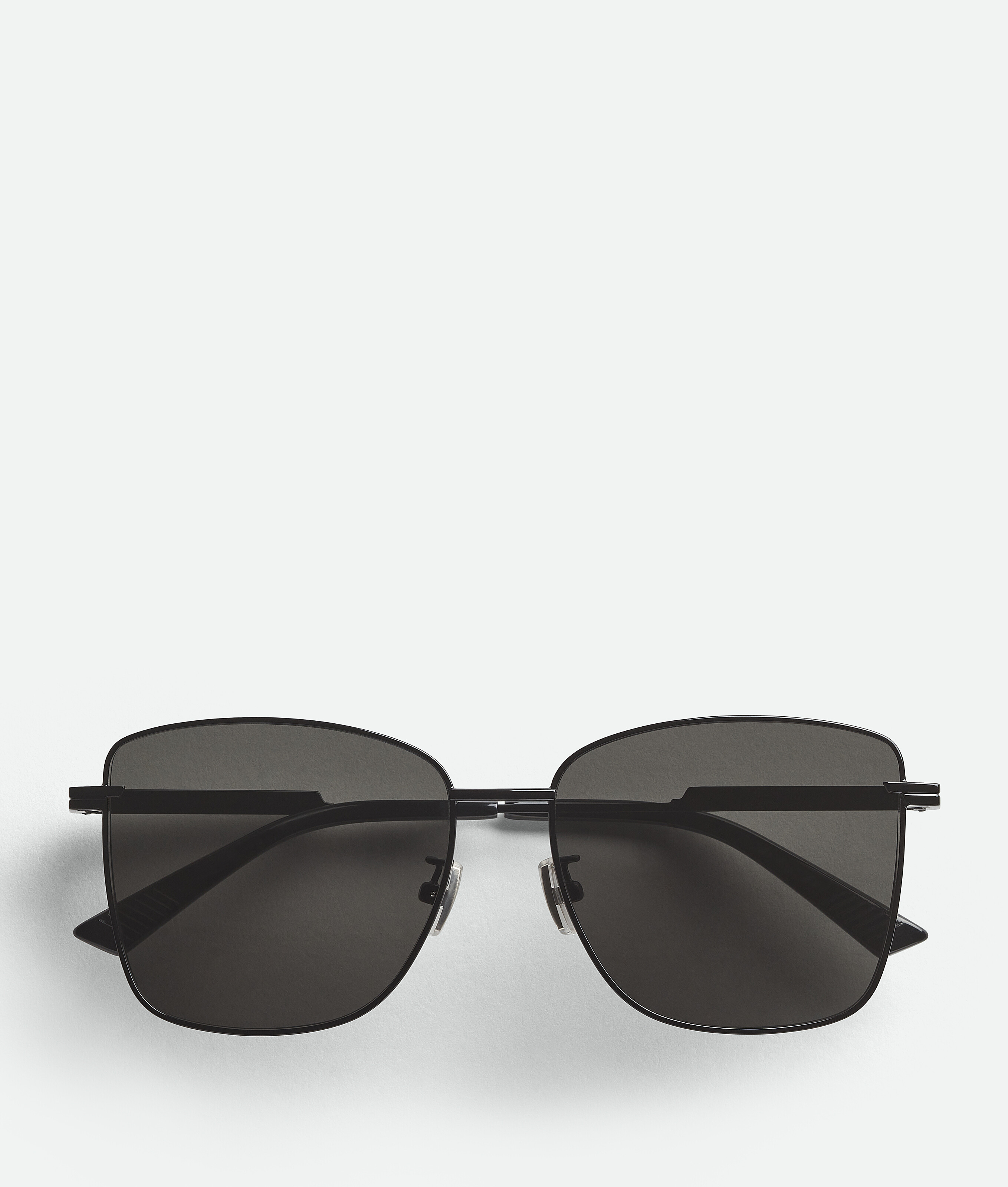 Bottega Veneta Classic Square Sunglasses In Black