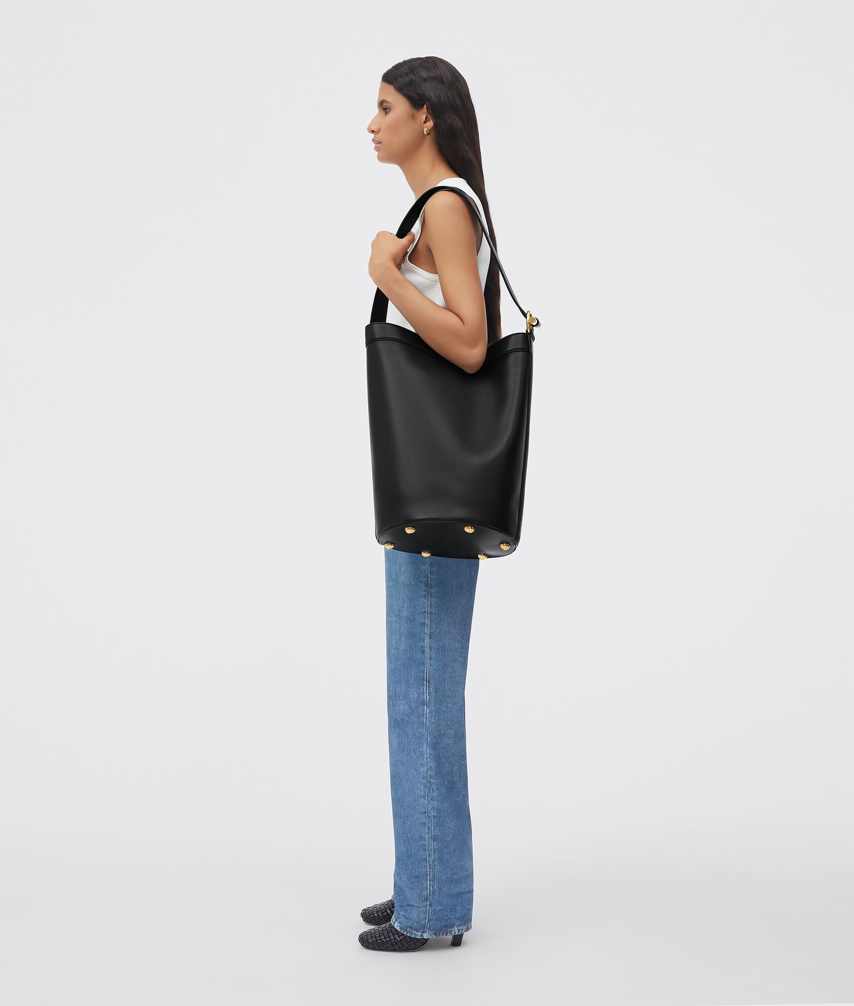 Bottega Veneta® Large Jj Shoulder Bag in Black. Shop online now.