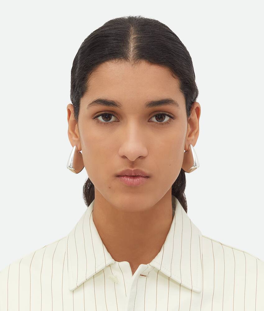 Bottega Veneta® Women's Small Fin Earrings in Silver. Shop online now.