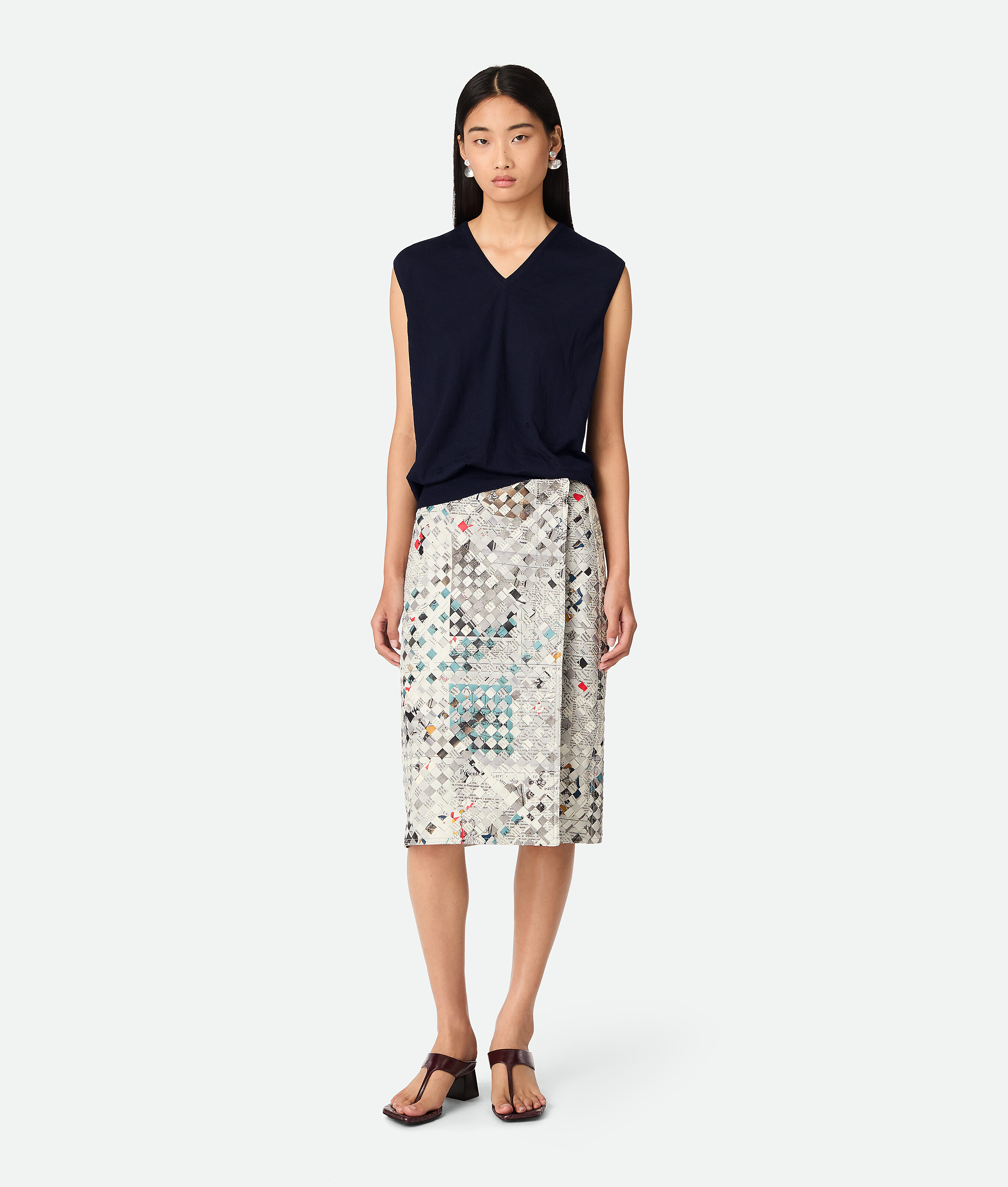 Bottega Veneta Jupe En Cuir Intrecciato Imprimé - Light Grey/black - Femme - 32 - Cuir D’Agneau