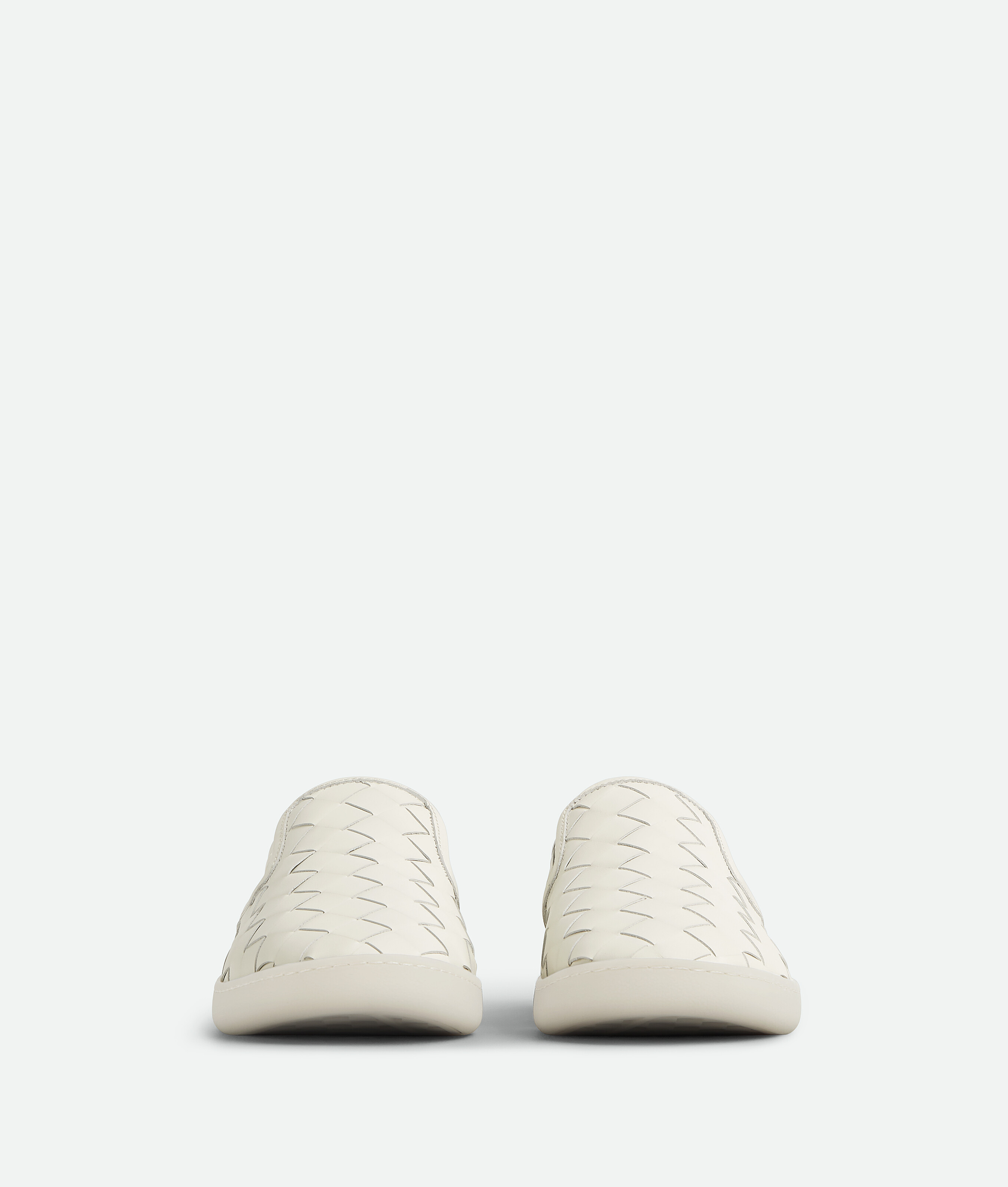 Bottega Veneta Sawyer Intrecciato Leather Low-top Sneakers In White