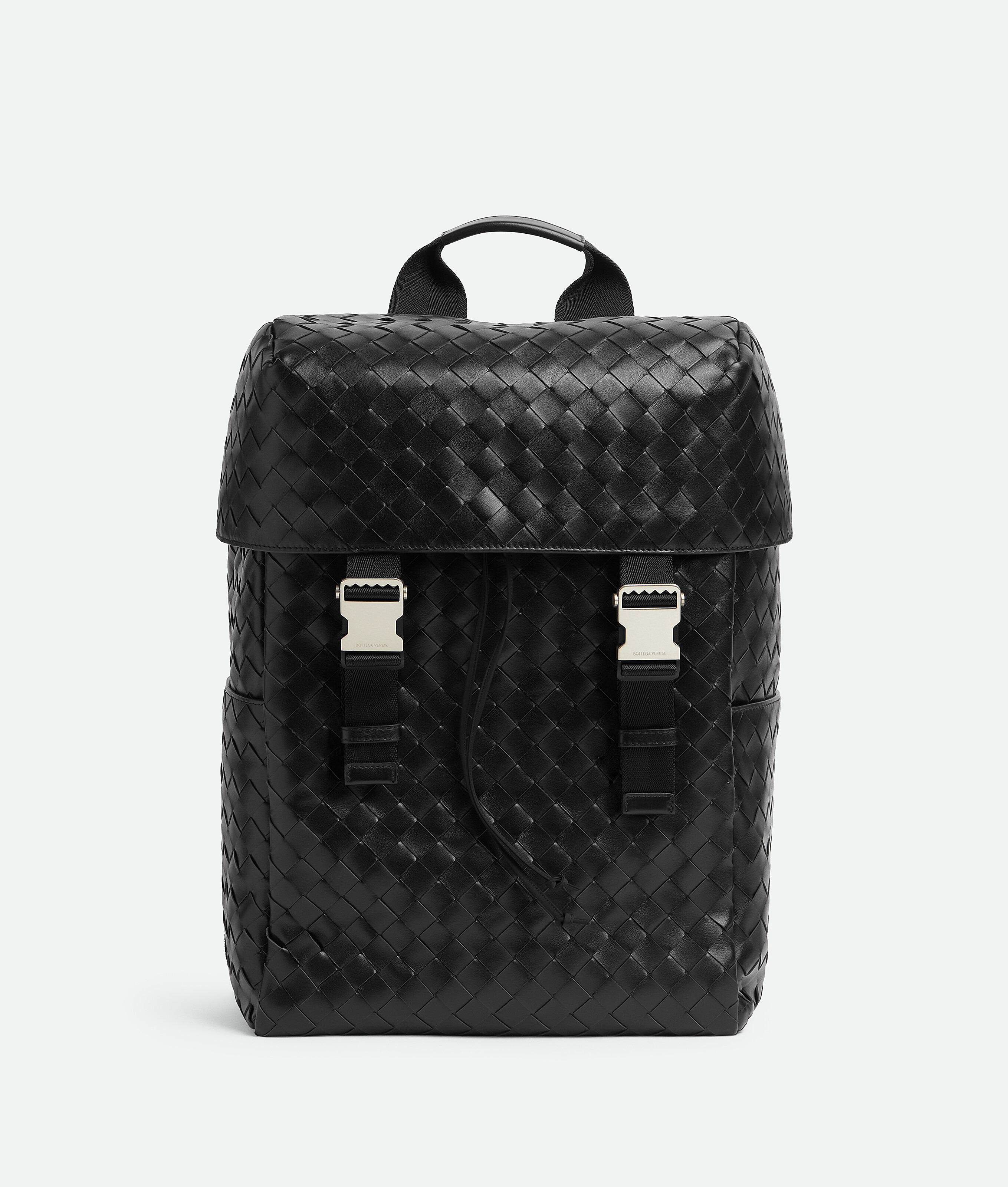 Bottega Veneta Intrecciato Flap Backpack In Black