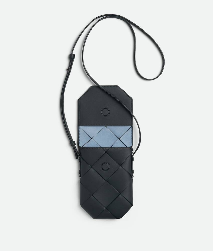 Display a large version of the product image 2 - Diago Phone Pouch
