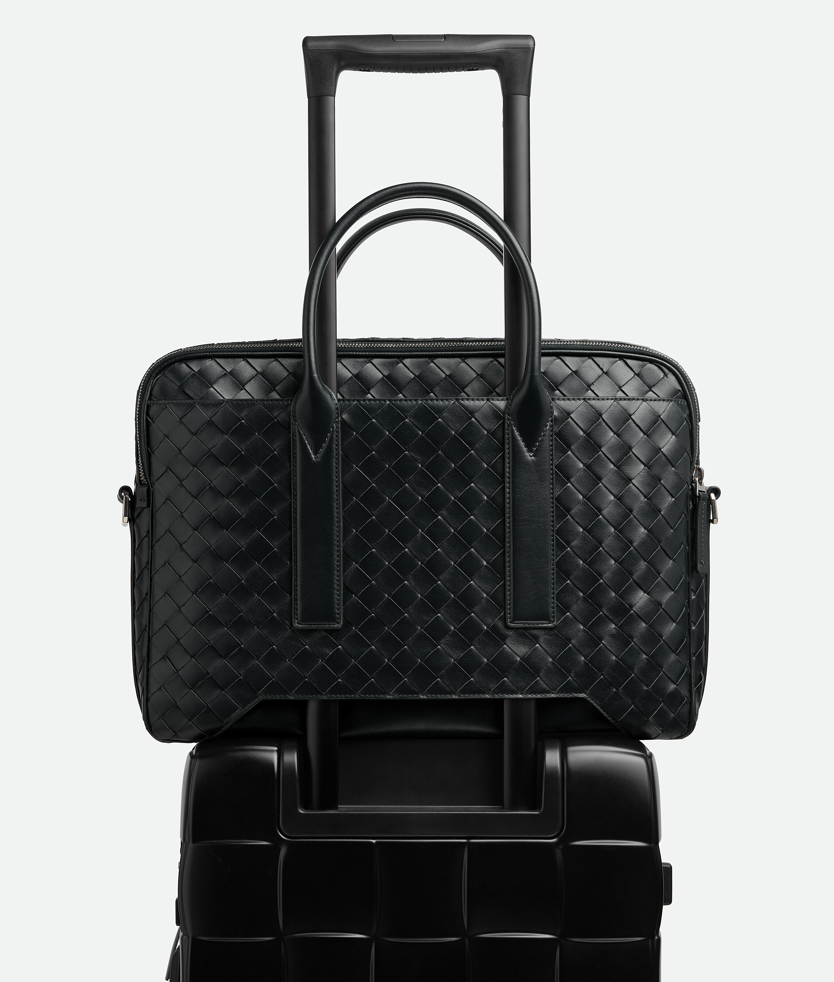 Bottega Veneta Gateway Bag In Woven Leather With Charm In Black