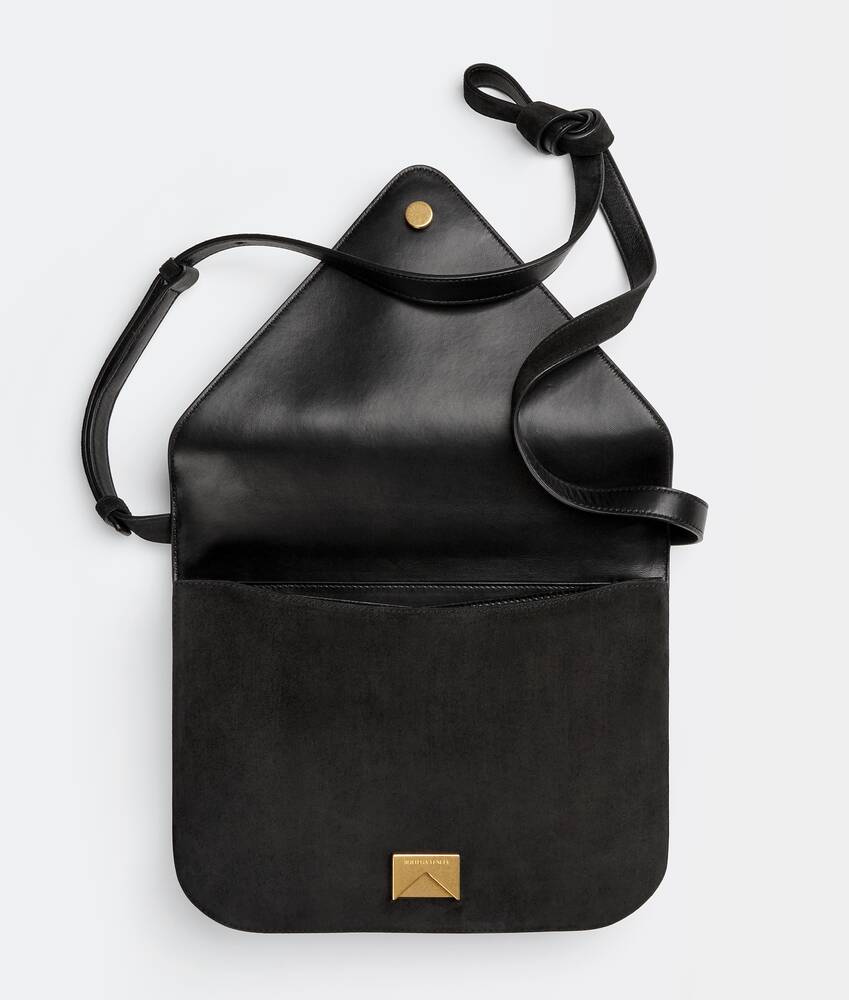 Women S Mount In Black Bottega Veneta Sg