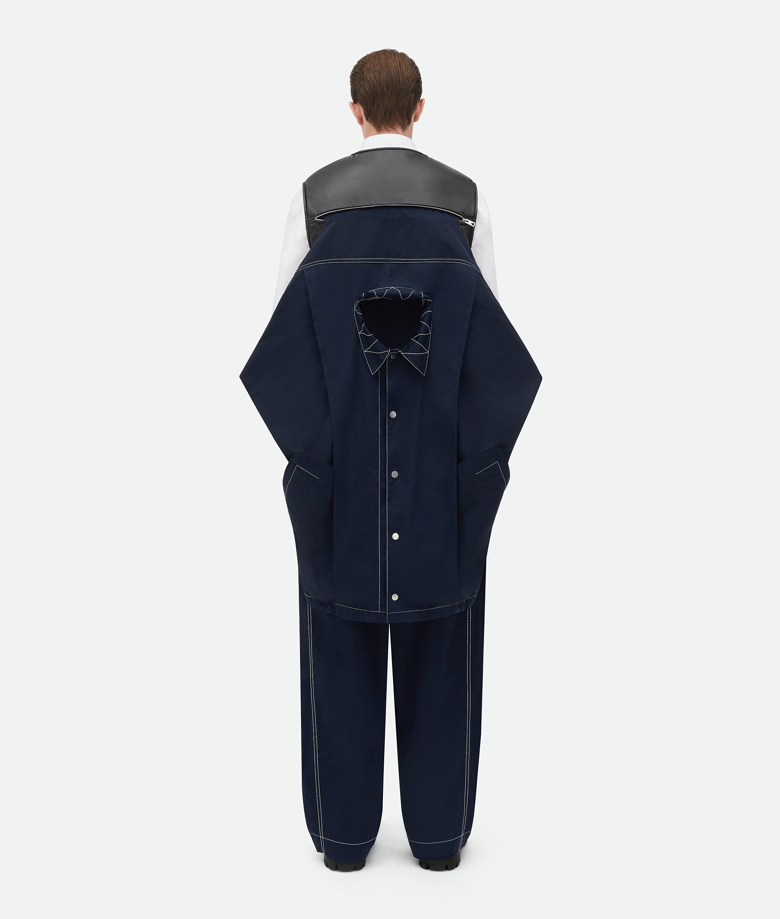 Shop Bottega Veneta Blouson En Tech Nylon In Blue