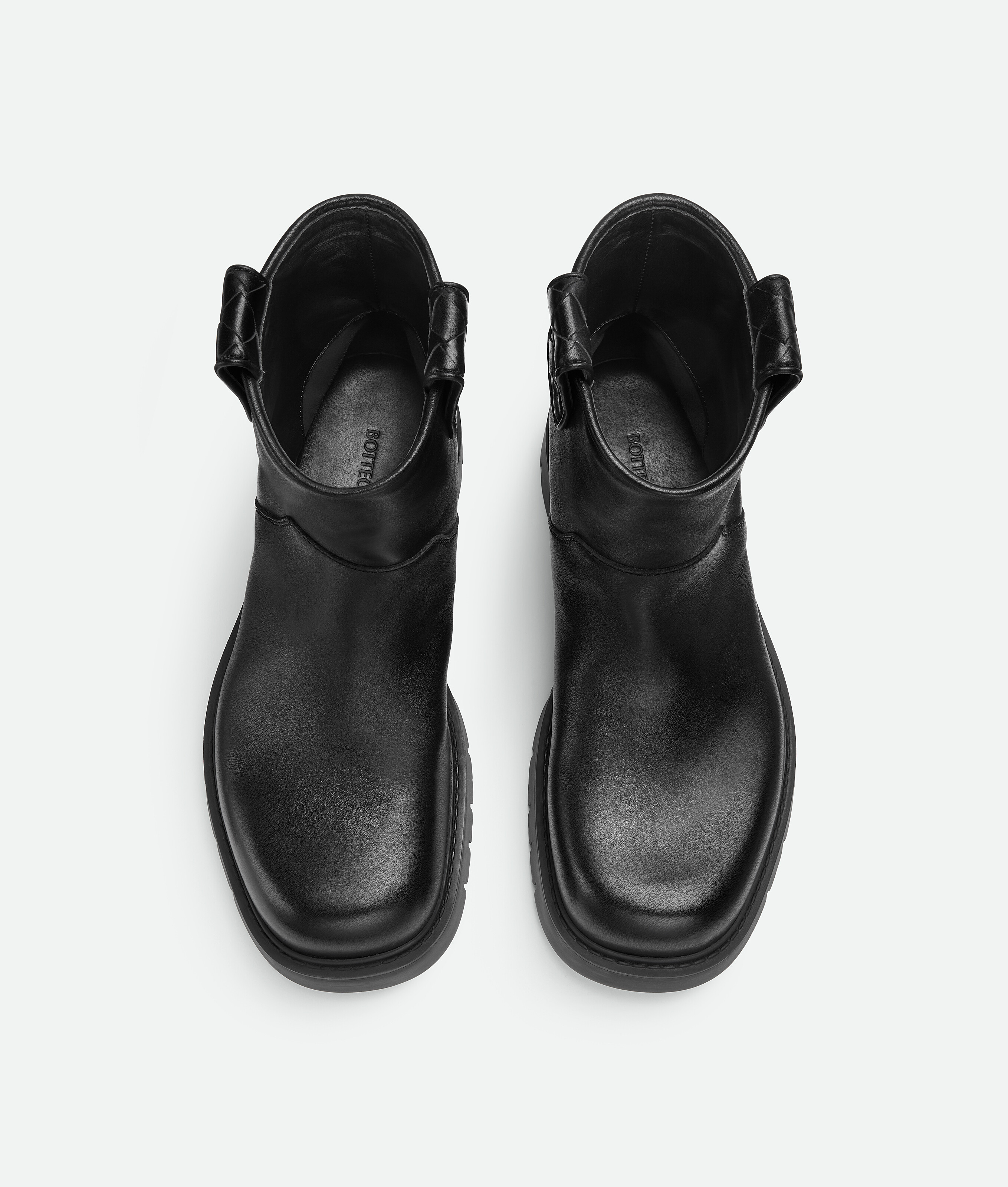 Bottega Veneta Black Leather Haddock Ankle Boots In Black