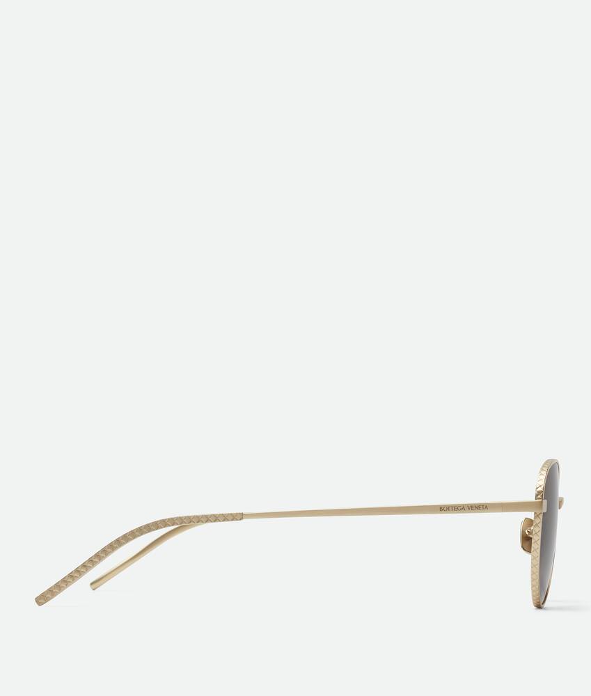 Display a large version of the product image 3 - Intrecciato Panthos Sunglasses