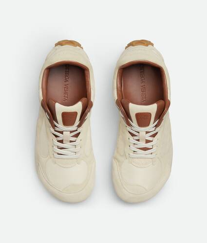 Orbit Flash Sneaker