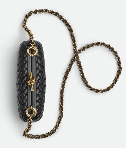 Knot Chain
