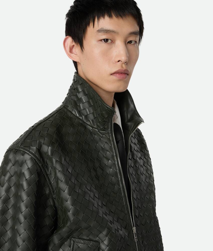 보테가베네타 인트레치아토 레더 블루종 811525V2JG03350