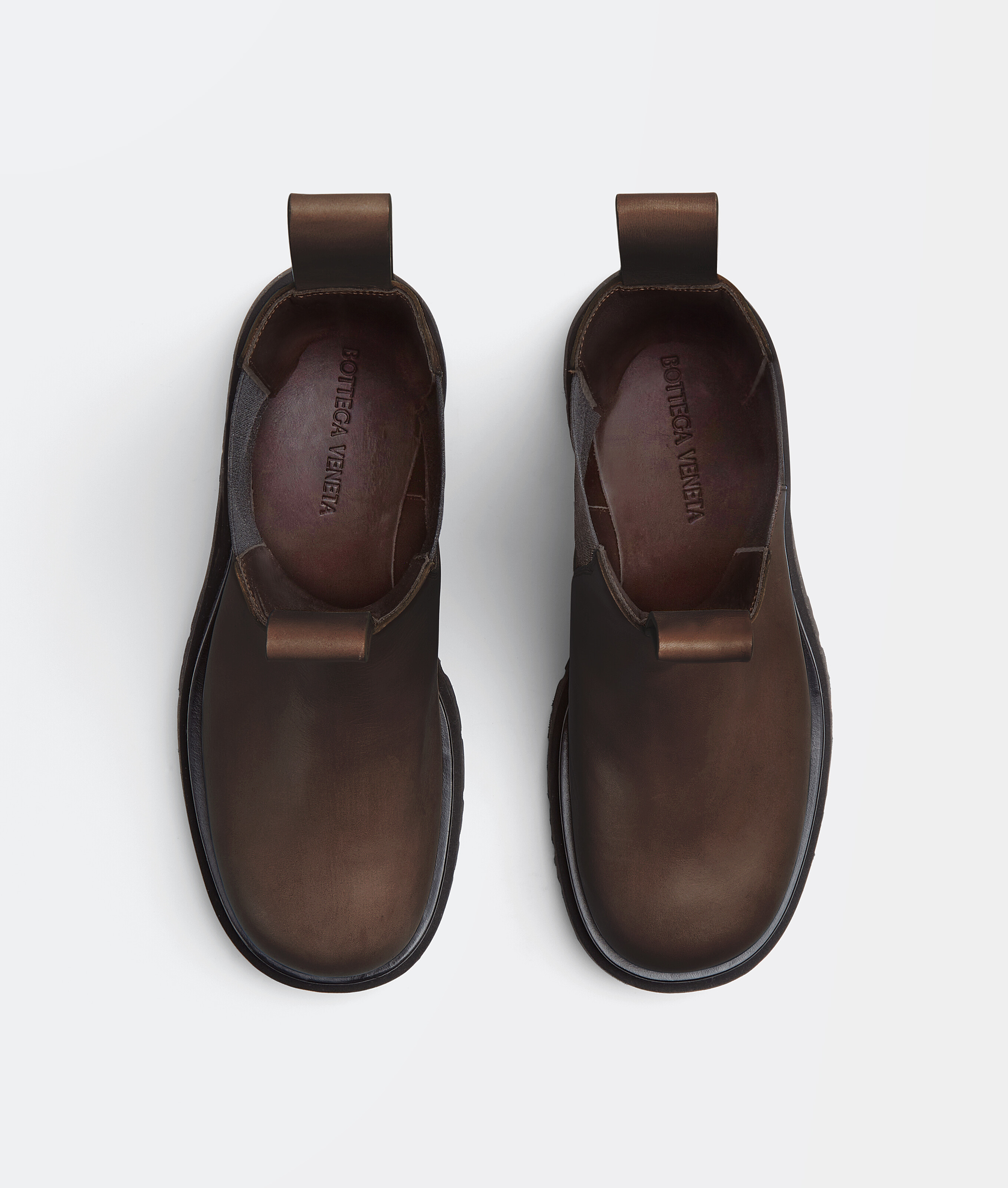 Bottega Veneta Lug Ankle Boots In Noir