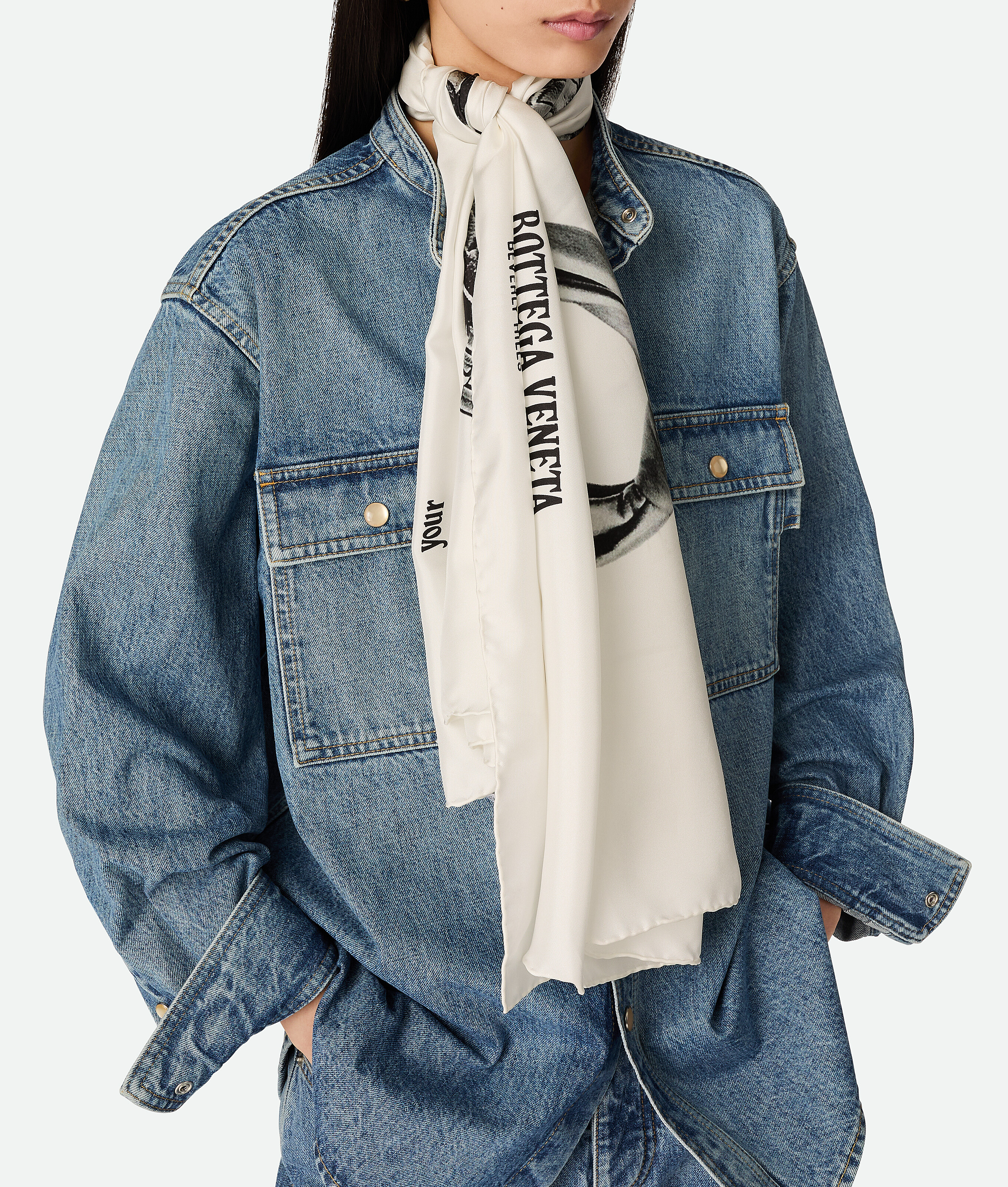 Bottega Veneta Silk Twill Printed Foulard In Chalck/black