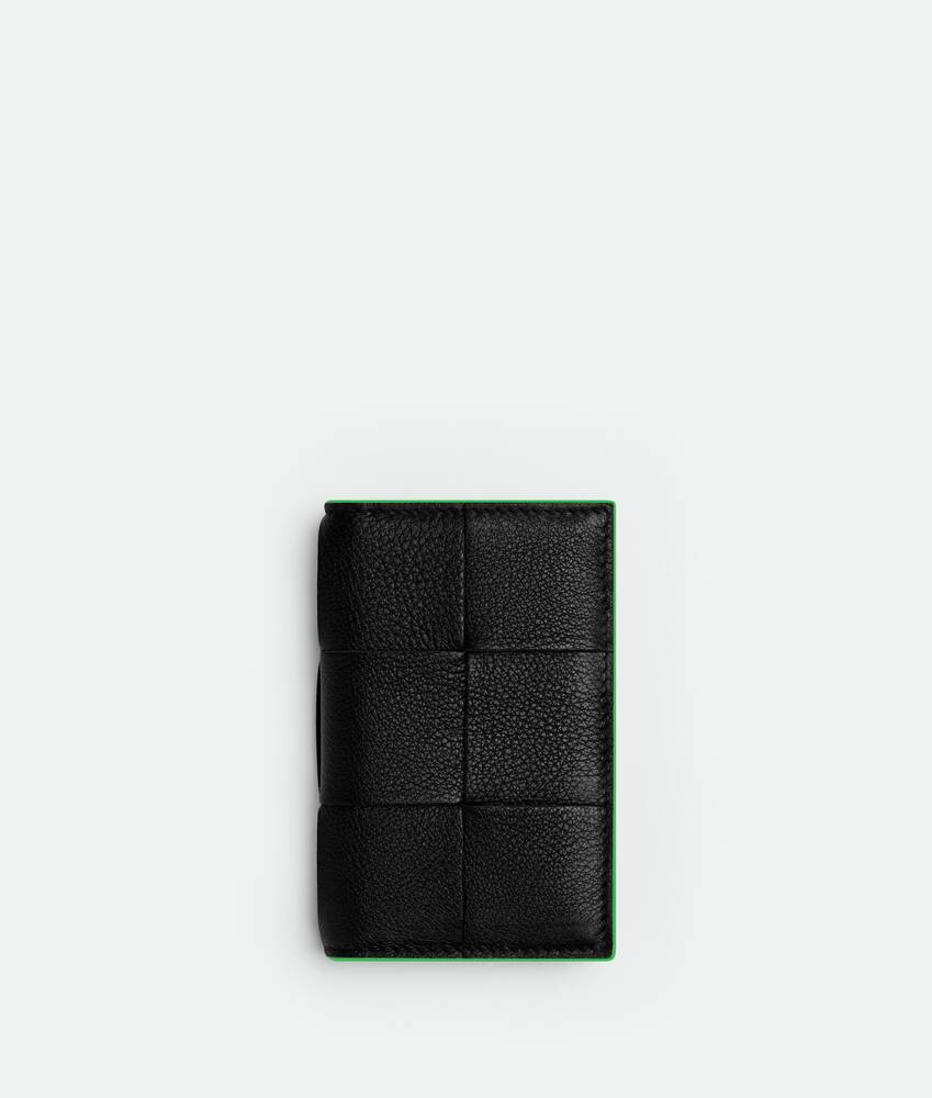 ブラック / パラキートフラップカードケース| Bottega Veneta® 日本