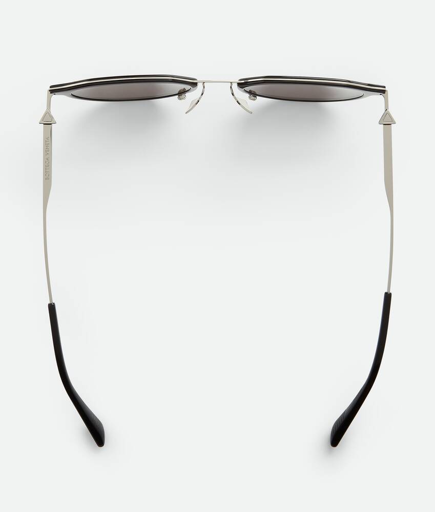 Display a large version of the product image 3 - Ultrathin Panthos Sunglasses