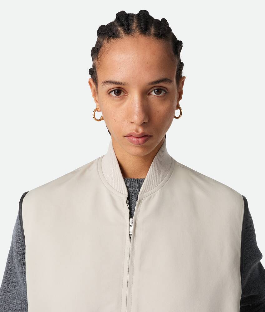 Display a large version of the product image 4 - Silk And Cotton Twill Gilet