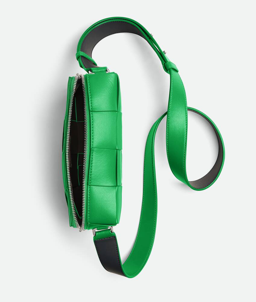 Display a large version of the product image 3 - Cassette Camera Bag