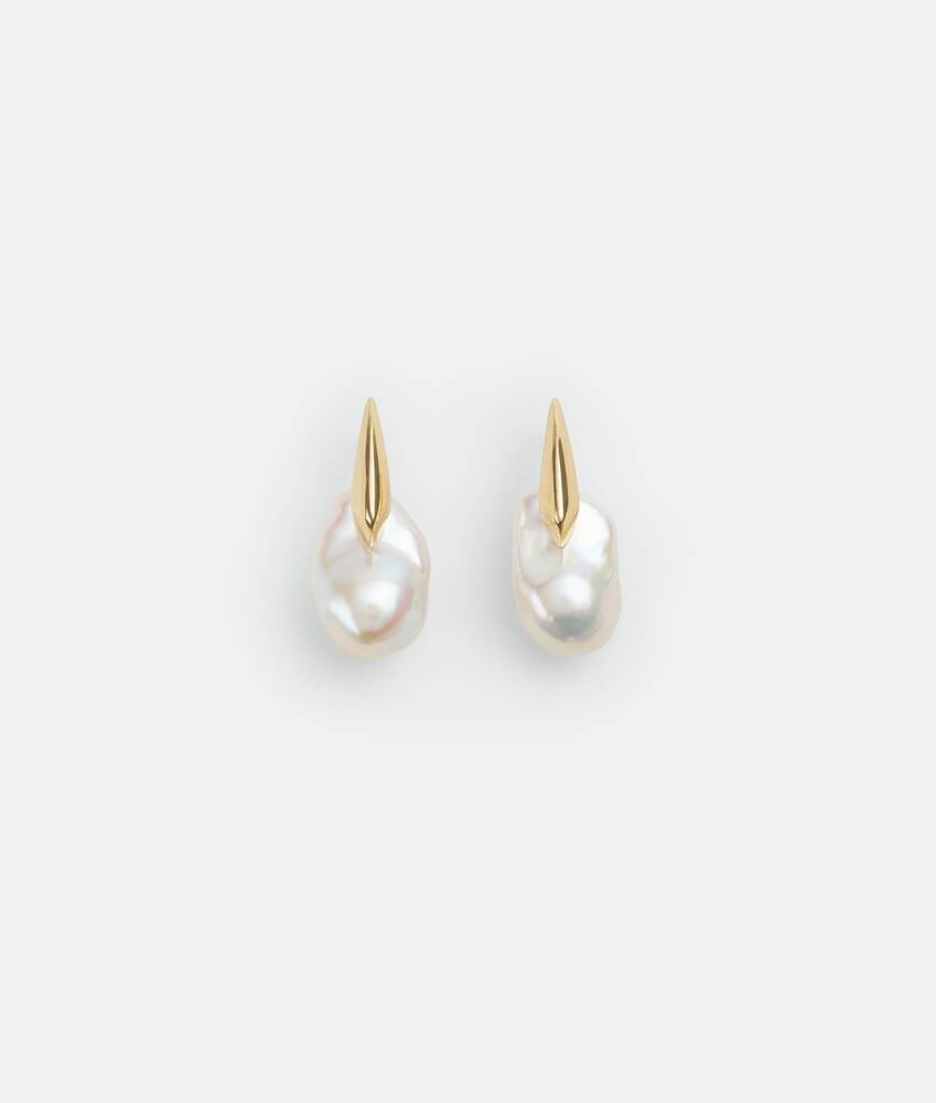 Display a large version of the product image 3 - Small Pearl Earrings
