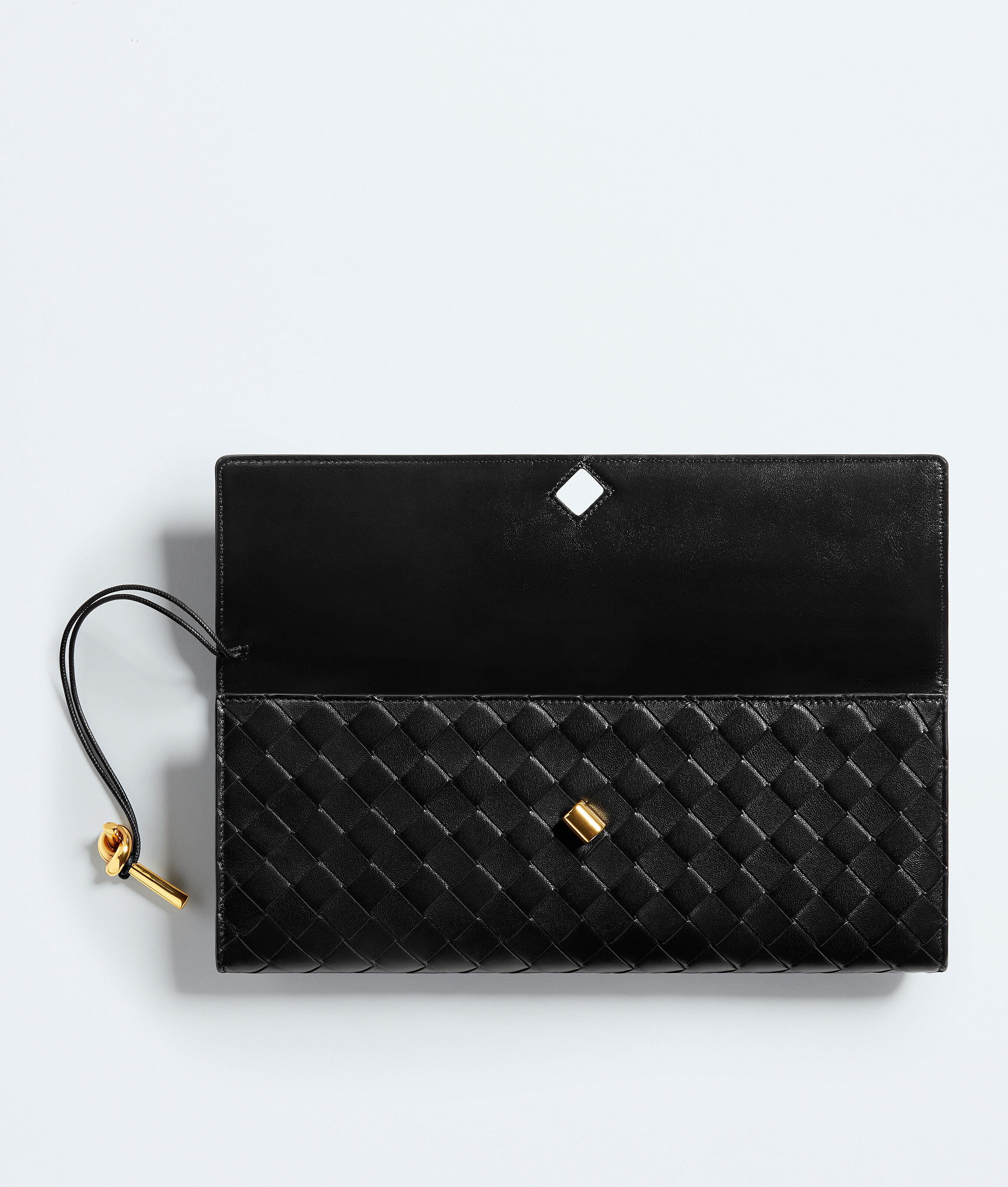 Bottega Veneta Women Black Andiamo Clutch, Onesize Luxury Clutches For Women Darveys