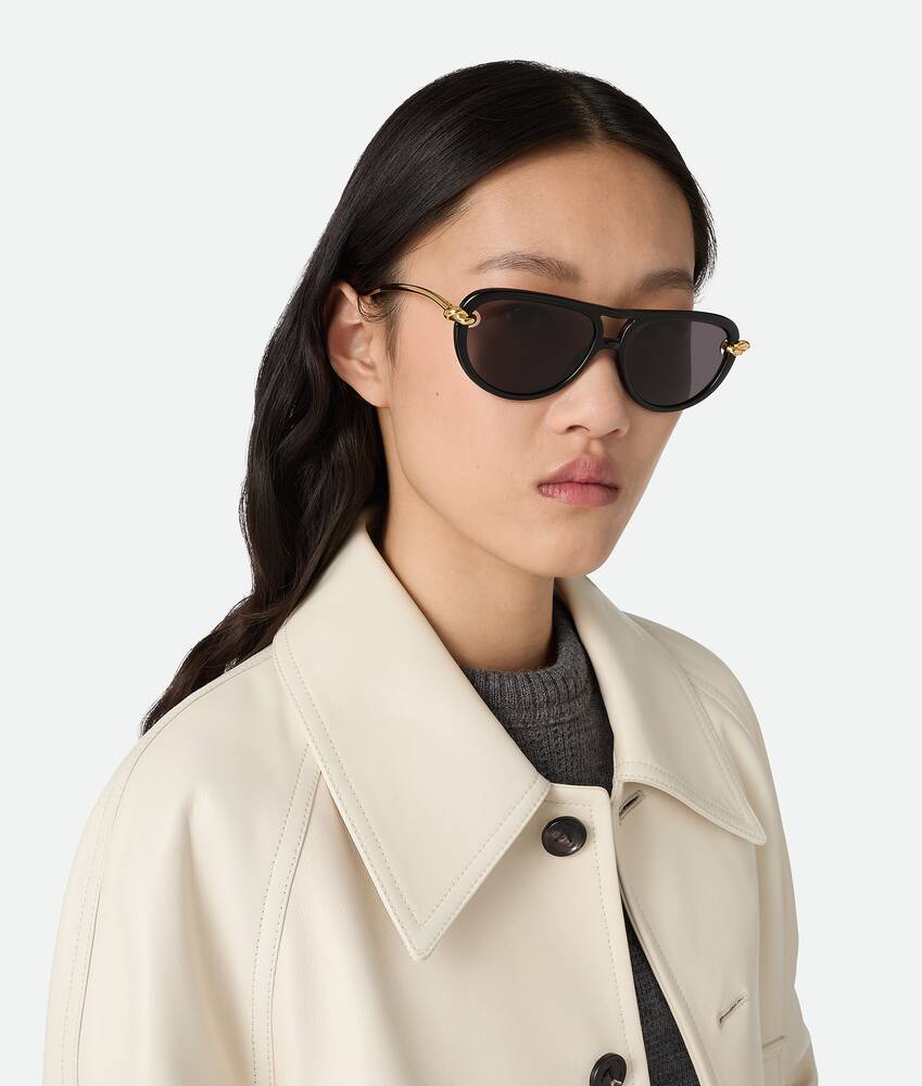 Display a large version of the product image 1 - Knot Aviator Sunglasses