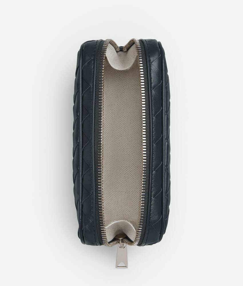 Display a large version of the product image 2 - Intrecciato Small Zipped Organizing Pouch