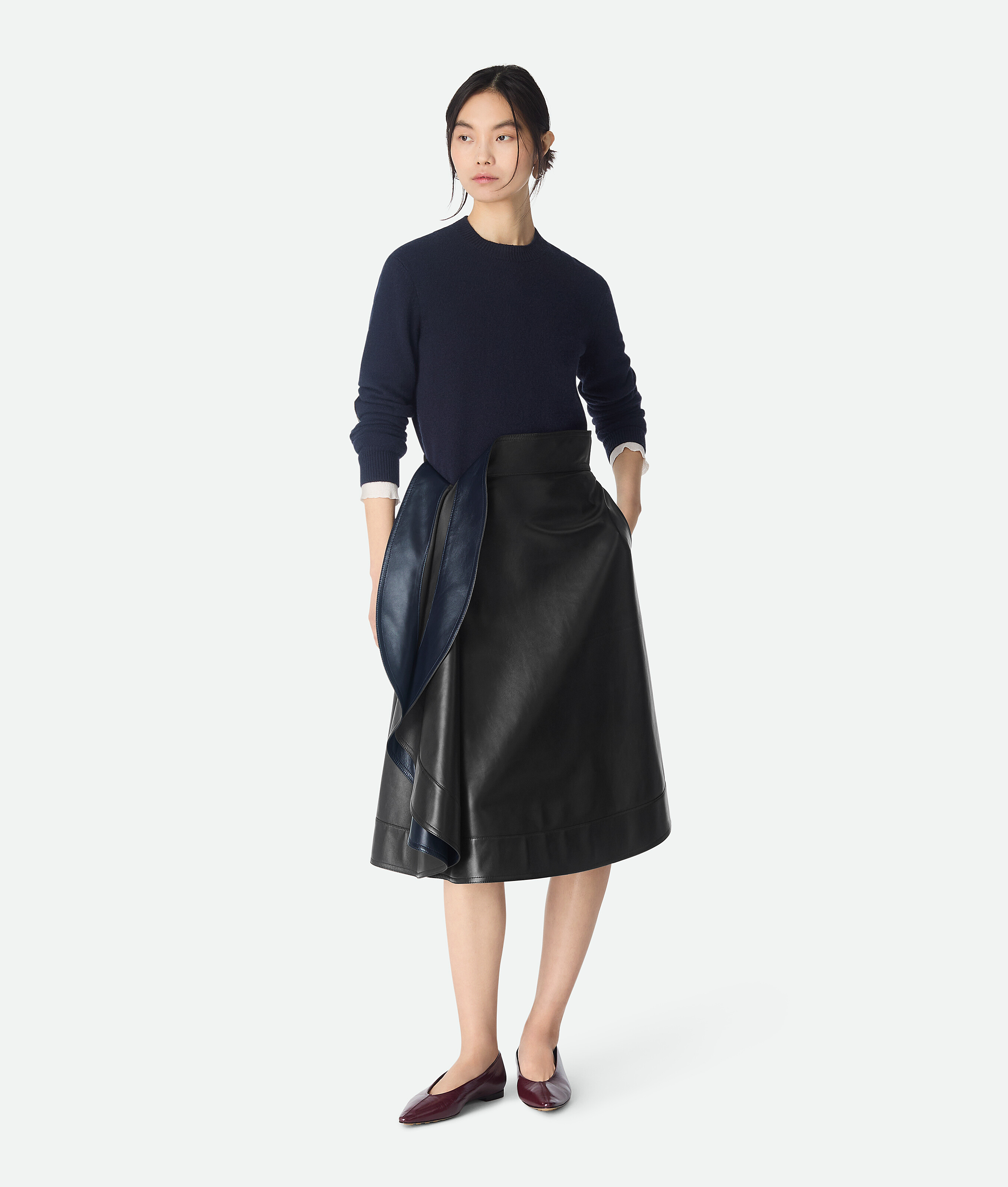 Bottega Veneta Leather A-line Skirt - Black/navy - Woman - 8 - Lambskin