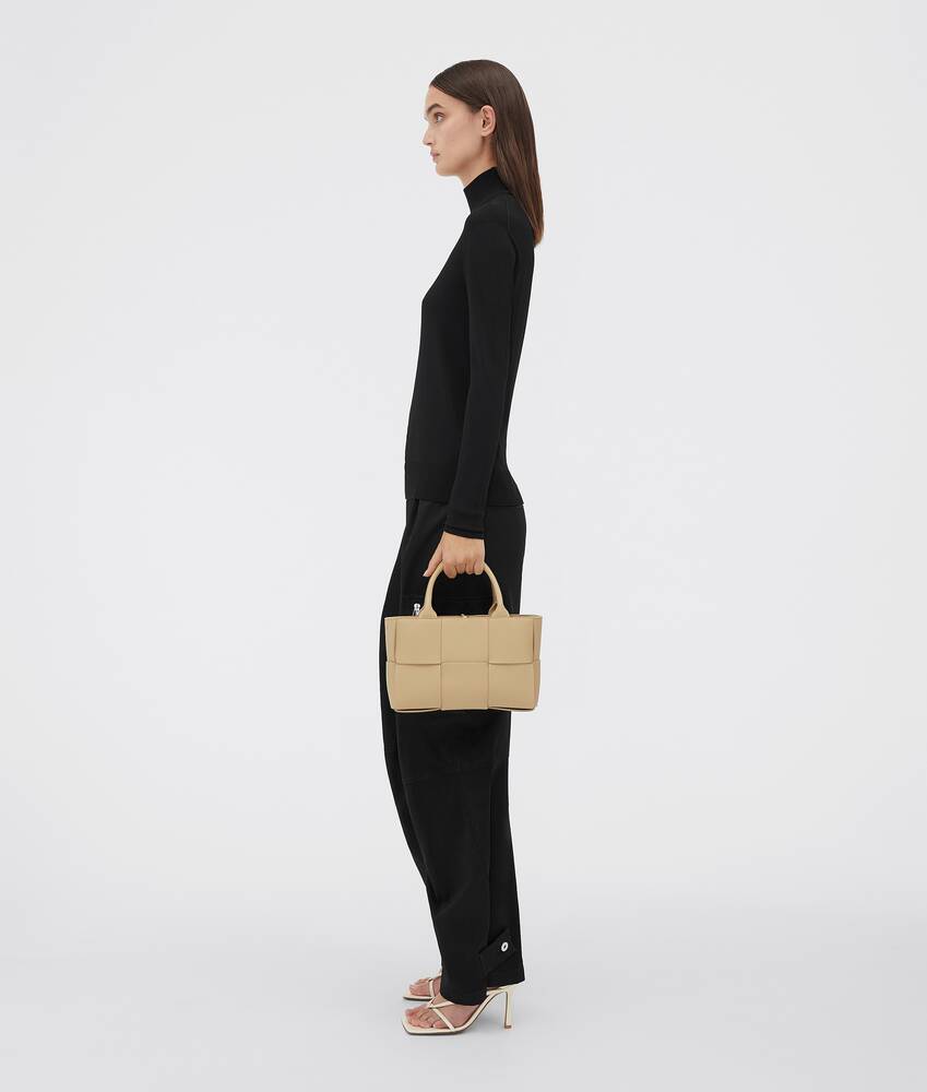 Mini arco bottega veneta sale