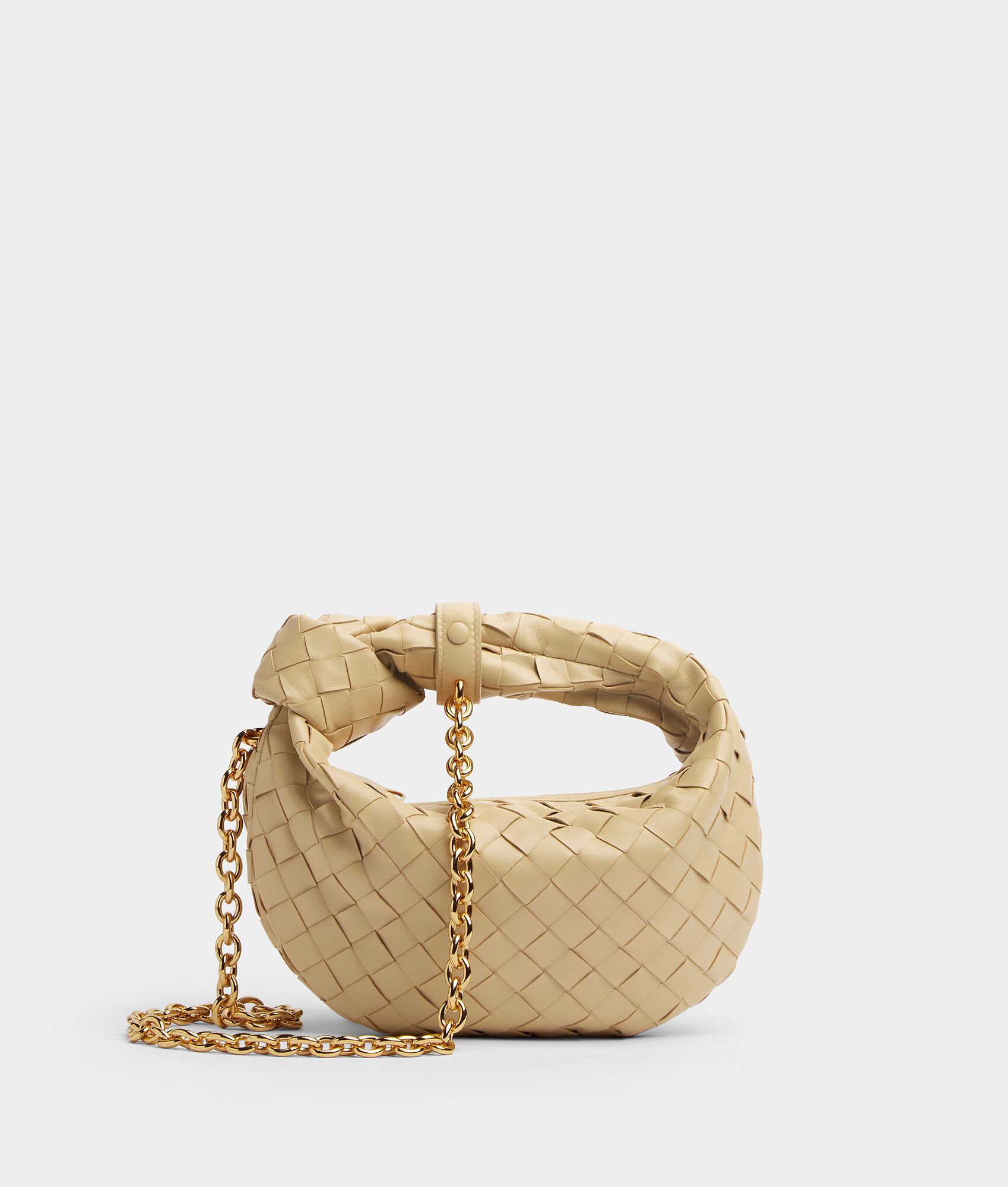 30代女性におすすめのワンランク上の高級ブランドのバッグはBOTTEGA VENETAのミニ ジョディ