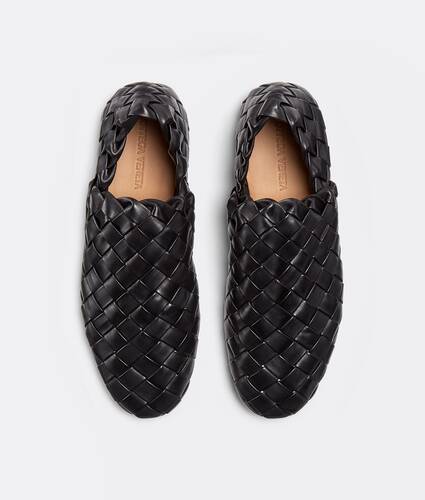 Bottega Veneta® Men's Slipper in Black. Shop online now.