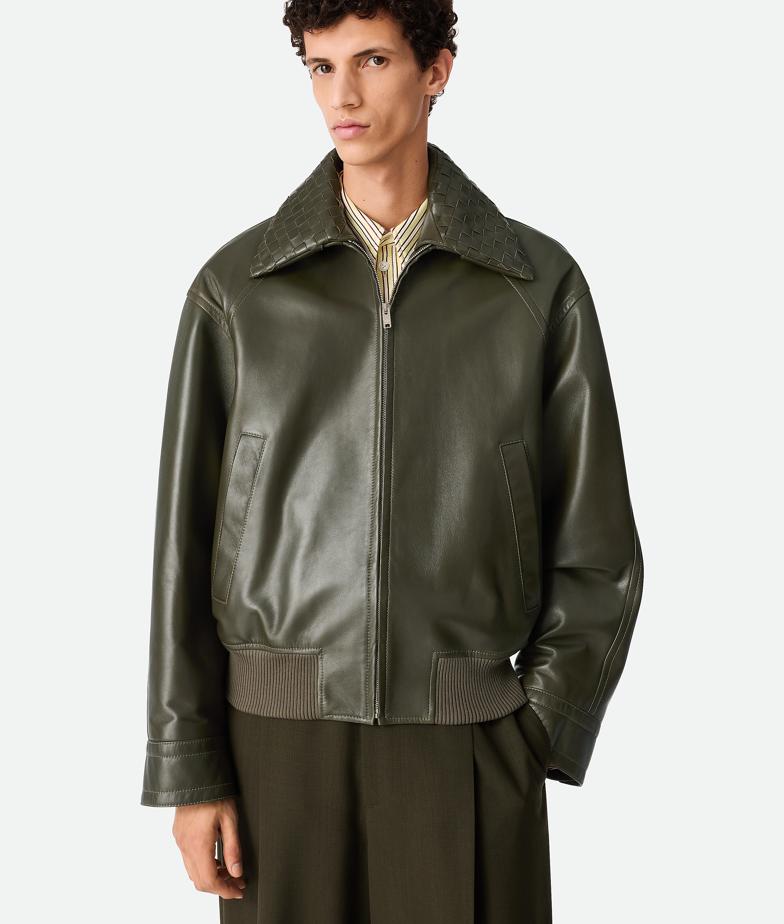 Bottega Veneta Lederblouson In Dark Forest