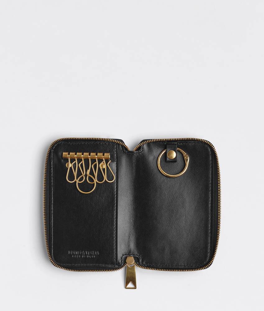 LOUIS VUITTON SIX KEY HOLDER VS KEY POUCH - WHICH ONE IS BETTER? 