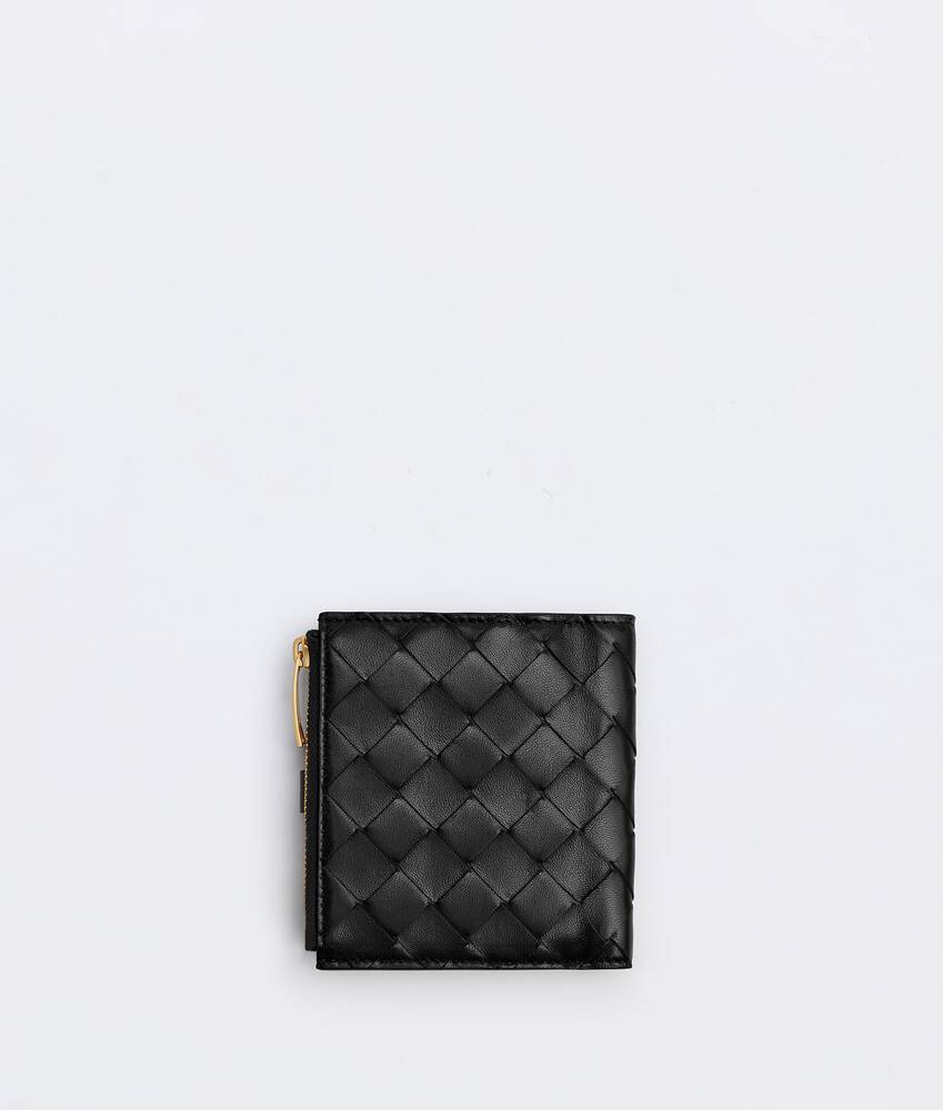 bi-fold zipped wallet