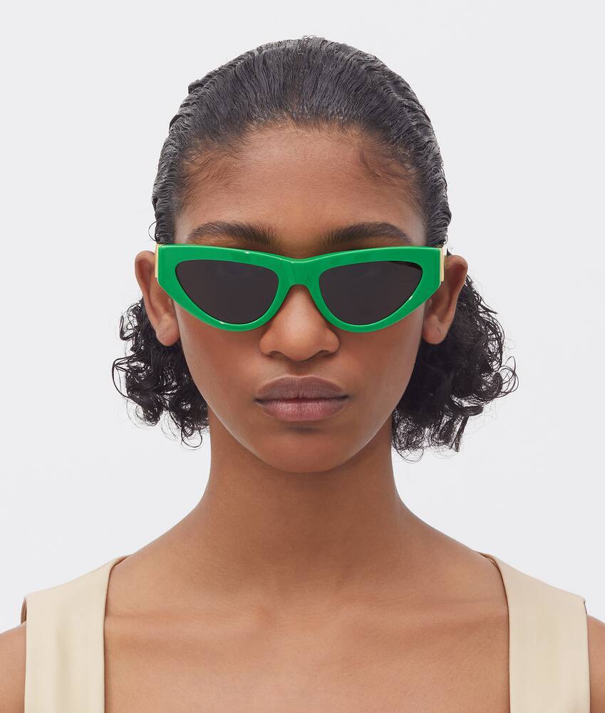 Bottega Veneta Eyewear Cat-Eye Croc-effect Sunglasses - Green