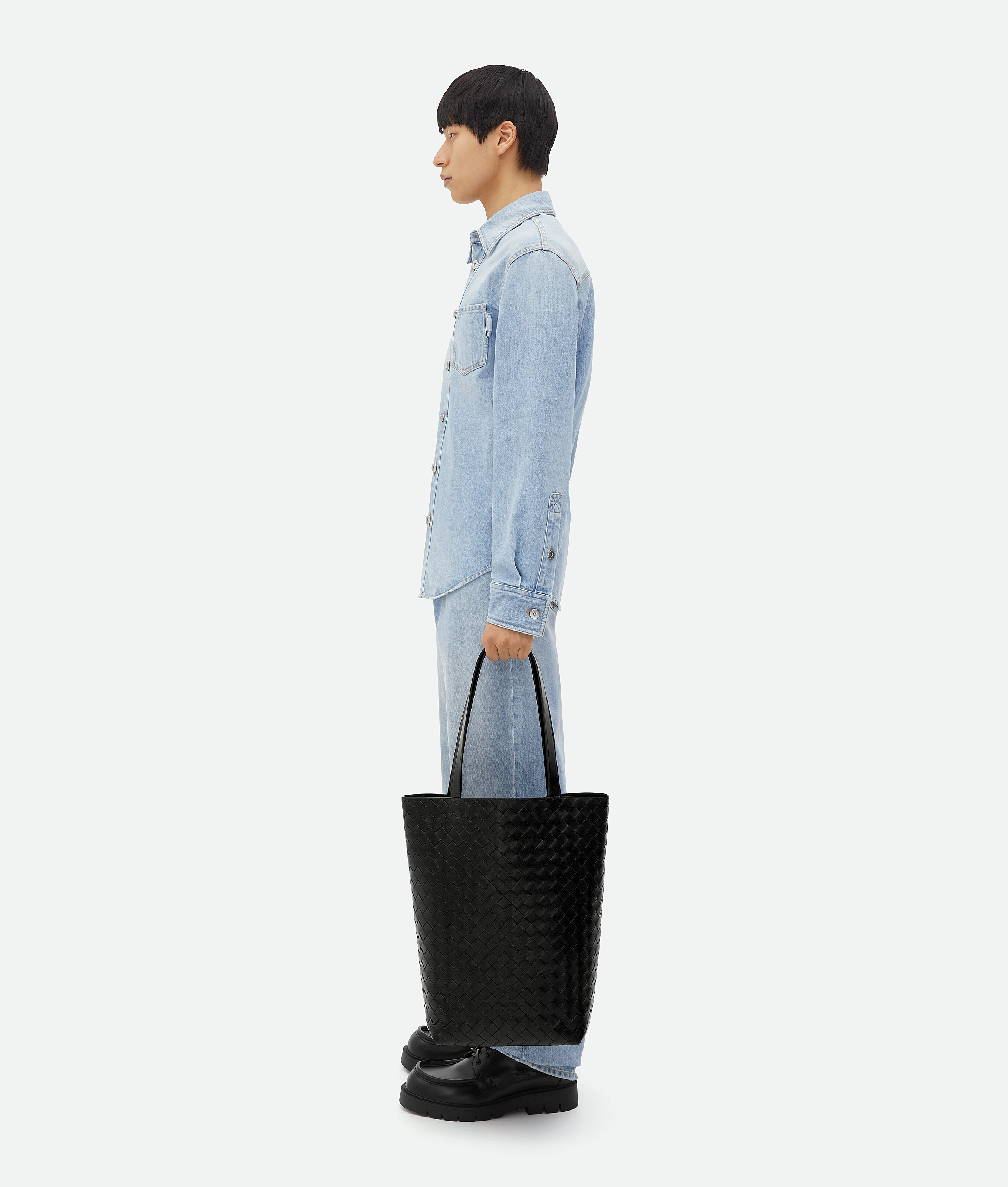 Bottega Veneta Bottega Veneta Small Intrecciato Tote Bag In Black
