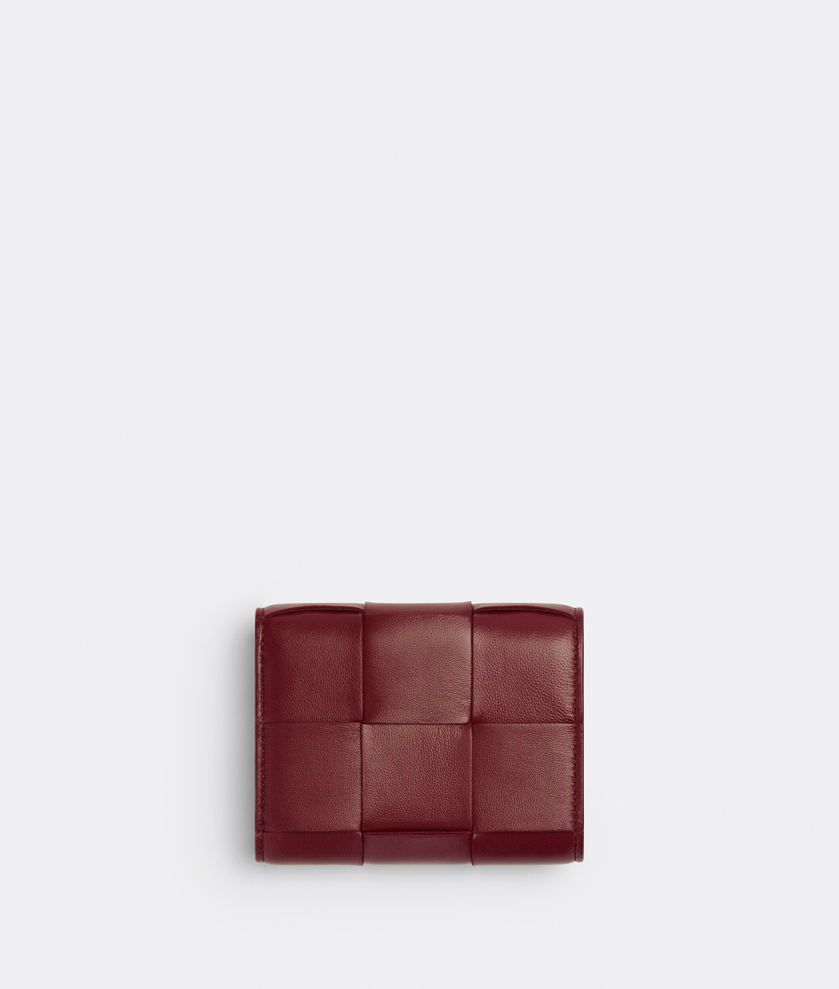 Shop Bottega Veneta Tri-fold Portemonnaie Mit Zip In Bordeaux