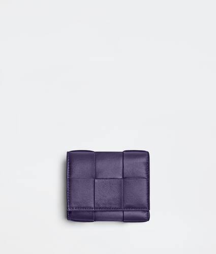trifold zip wallet
