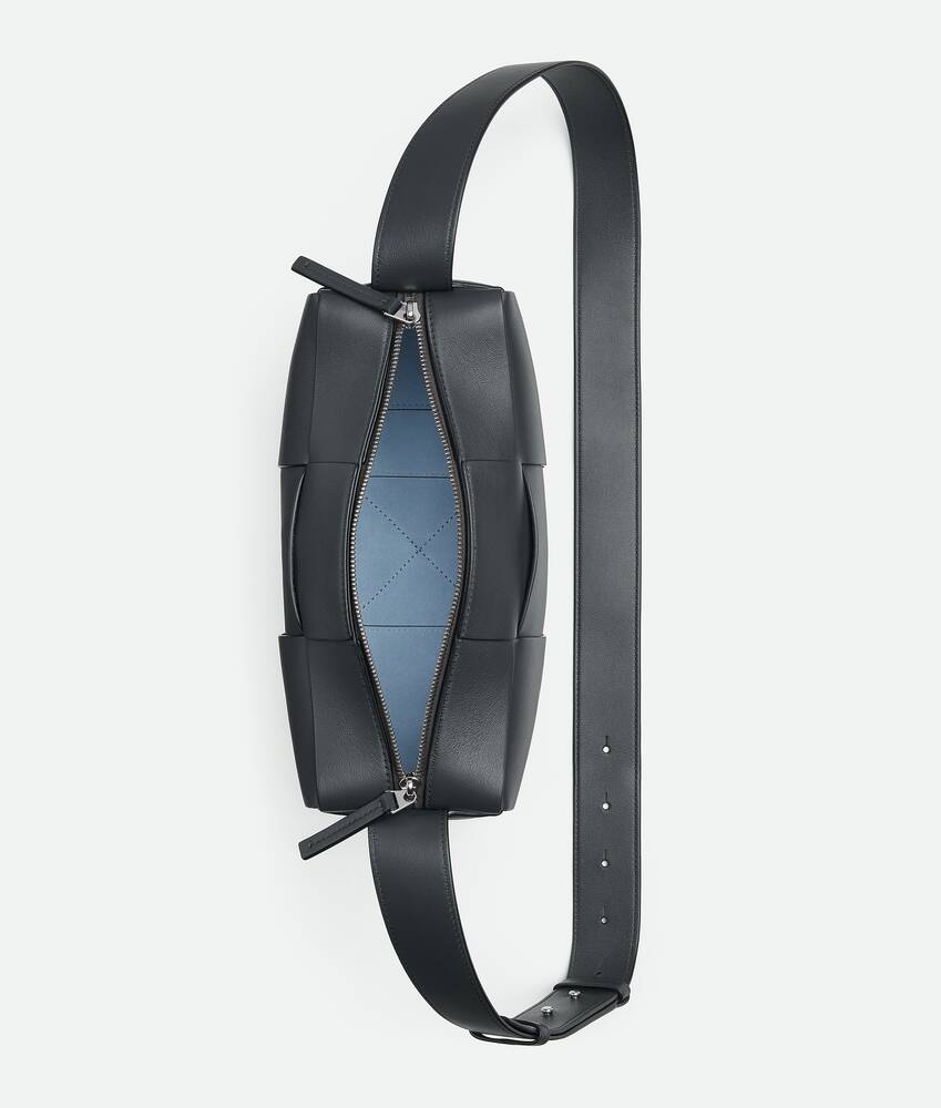 Display a large version of the product image 3 - Arco Camera Bag