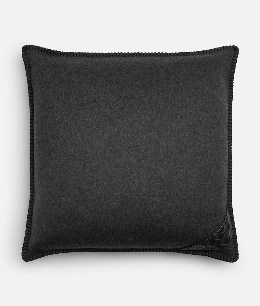 Afficher une grande image du produit 1 - Coussin Intrecciato avec empiècement